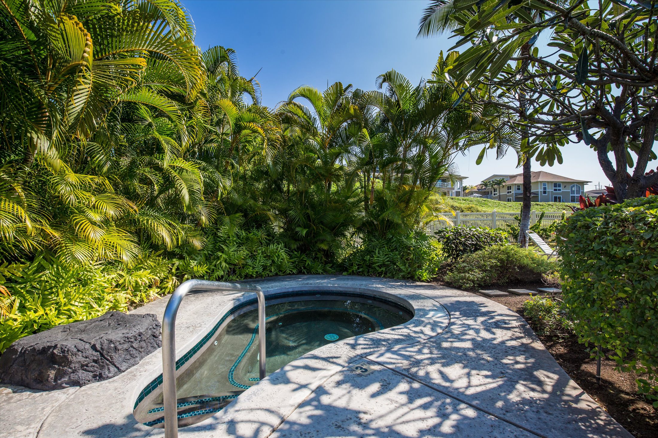 75-6060 Kuakini Hwy C2 Property Photo 26