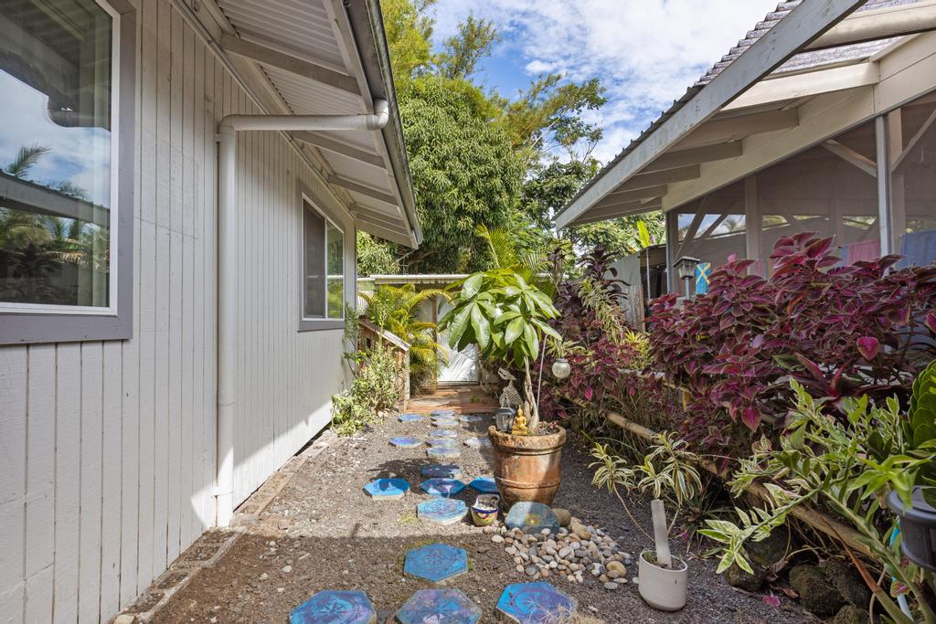 15-1385 Makuu Dr Property Photo 16