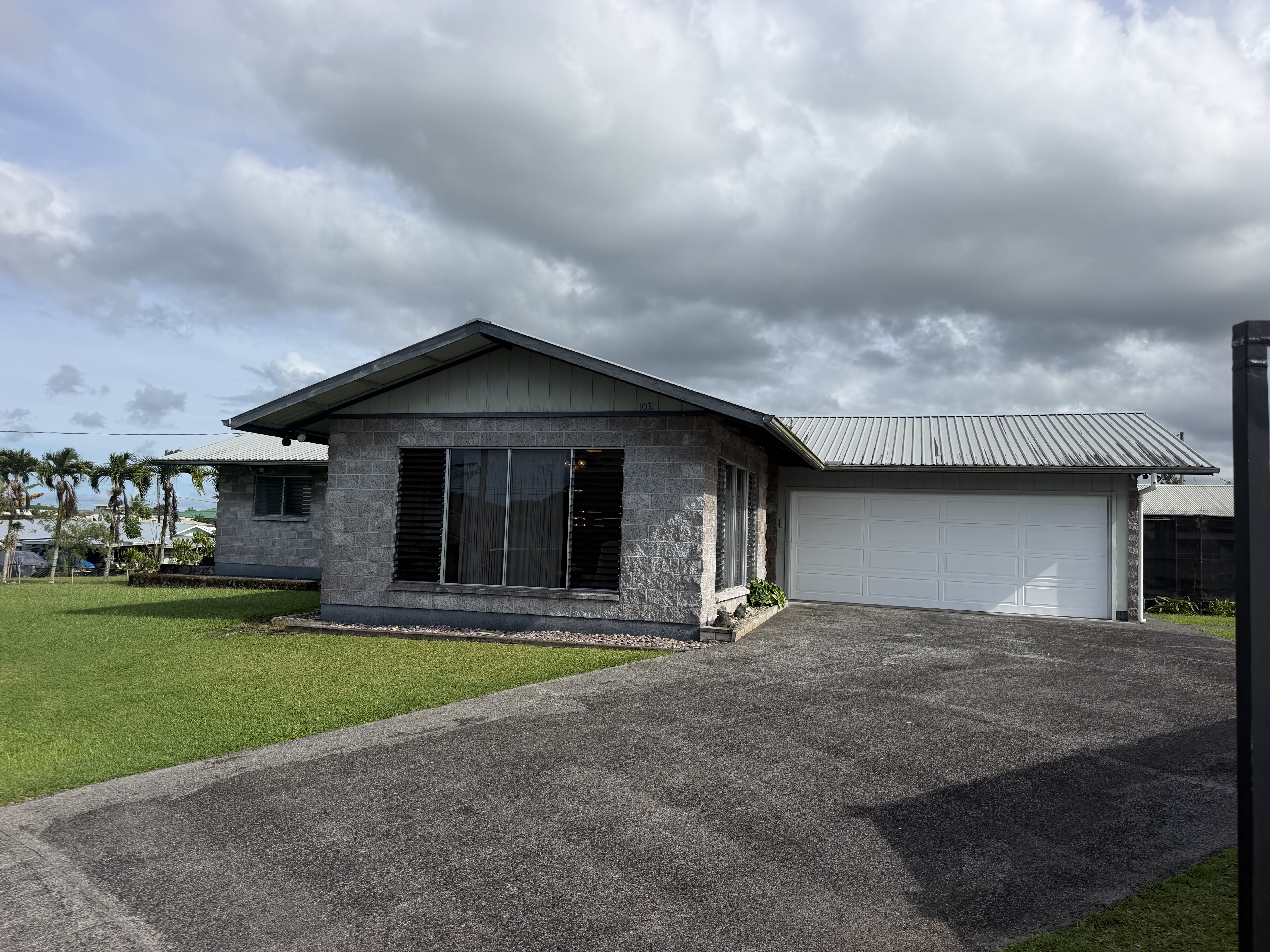 1031 Ulana Pl Property Photo 2