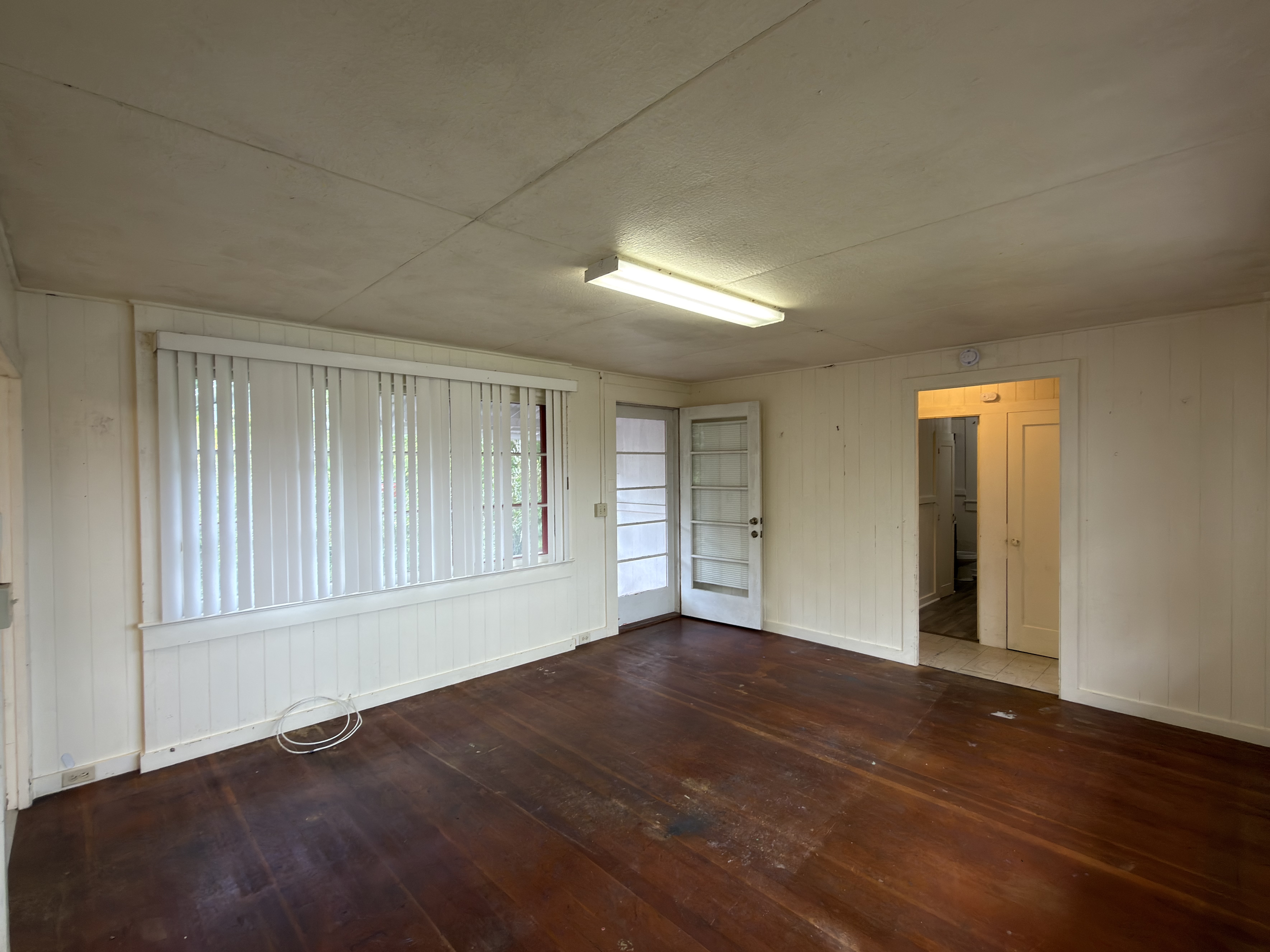 142 Palani St Property Photo 5