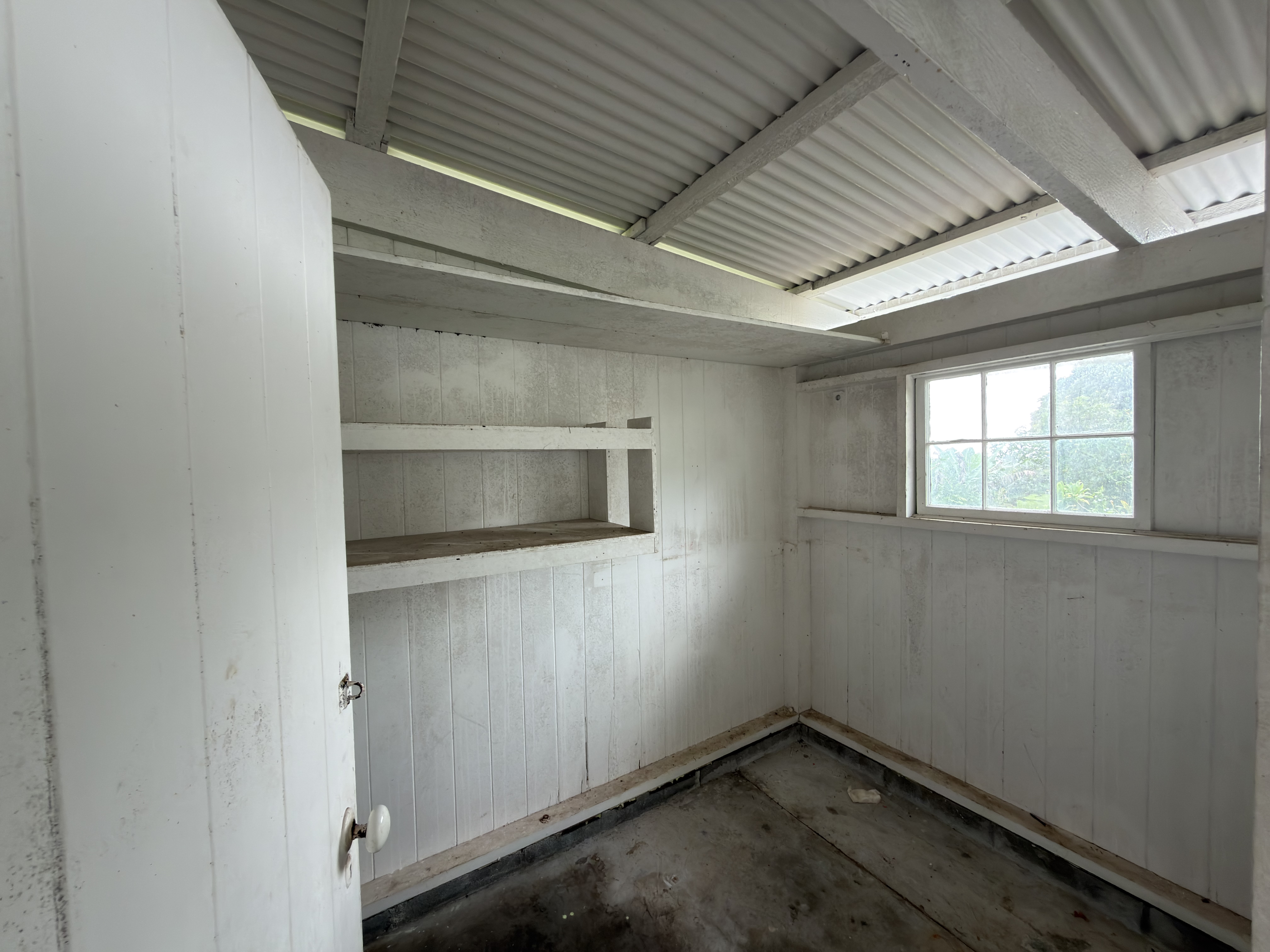 142 Palani St Property Photo 17