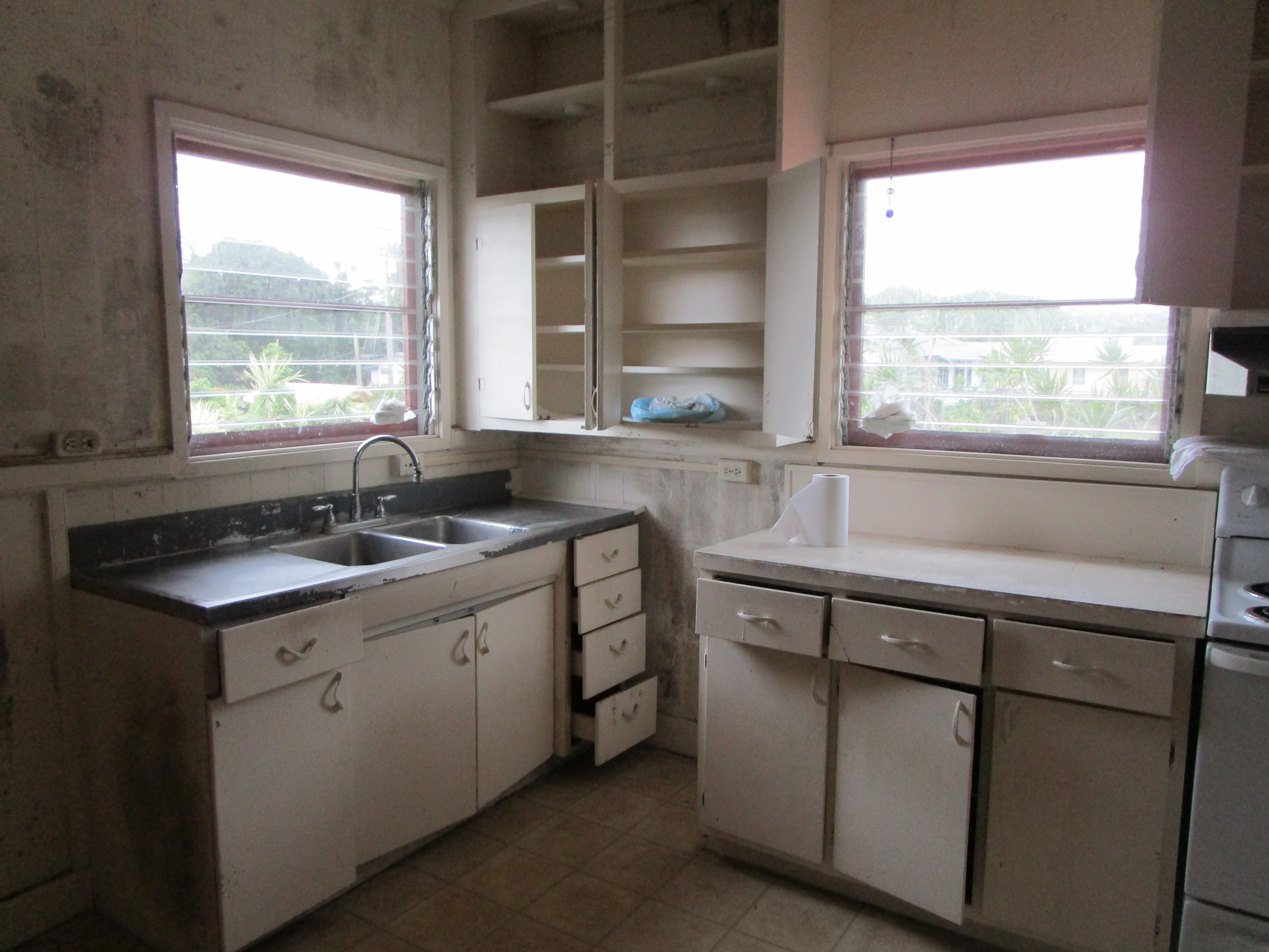 66 Ohea St Property Photo 2