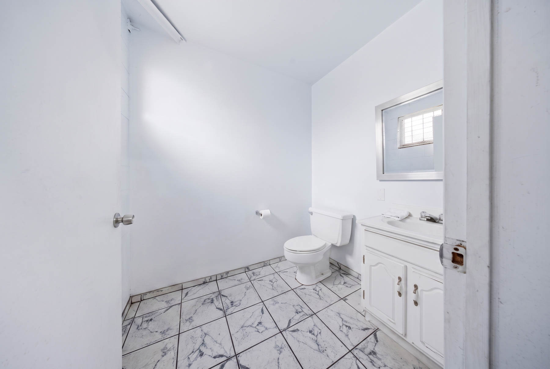 1794 Haleukana St Property Photo 9