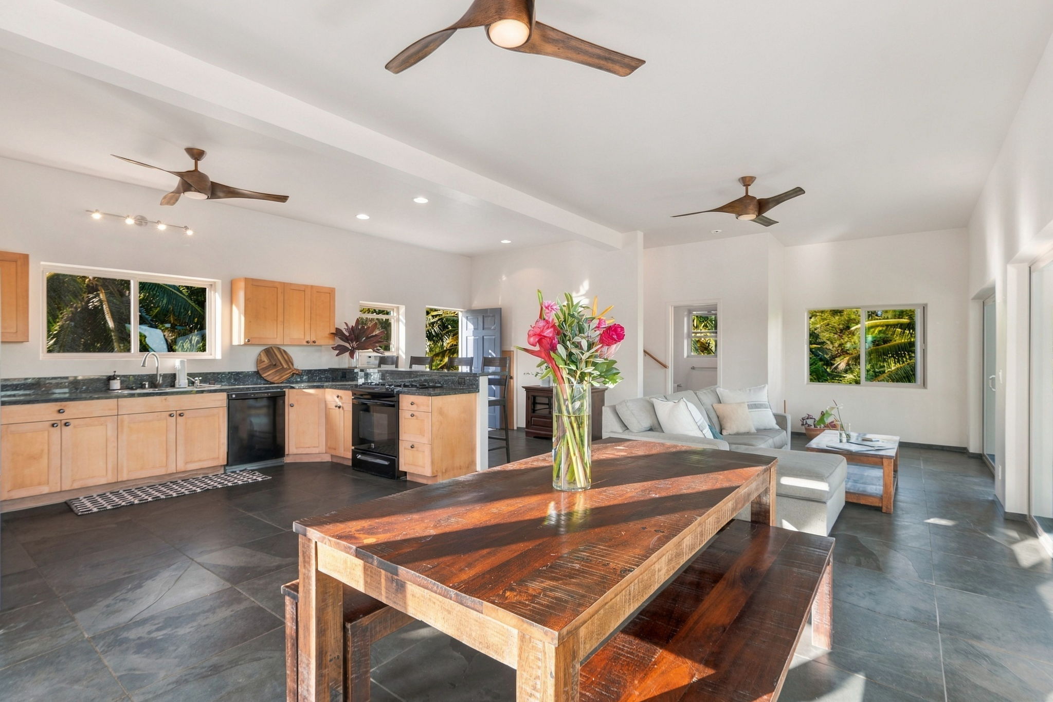 6020 Koolau Rd 0053 Property Photo 6
