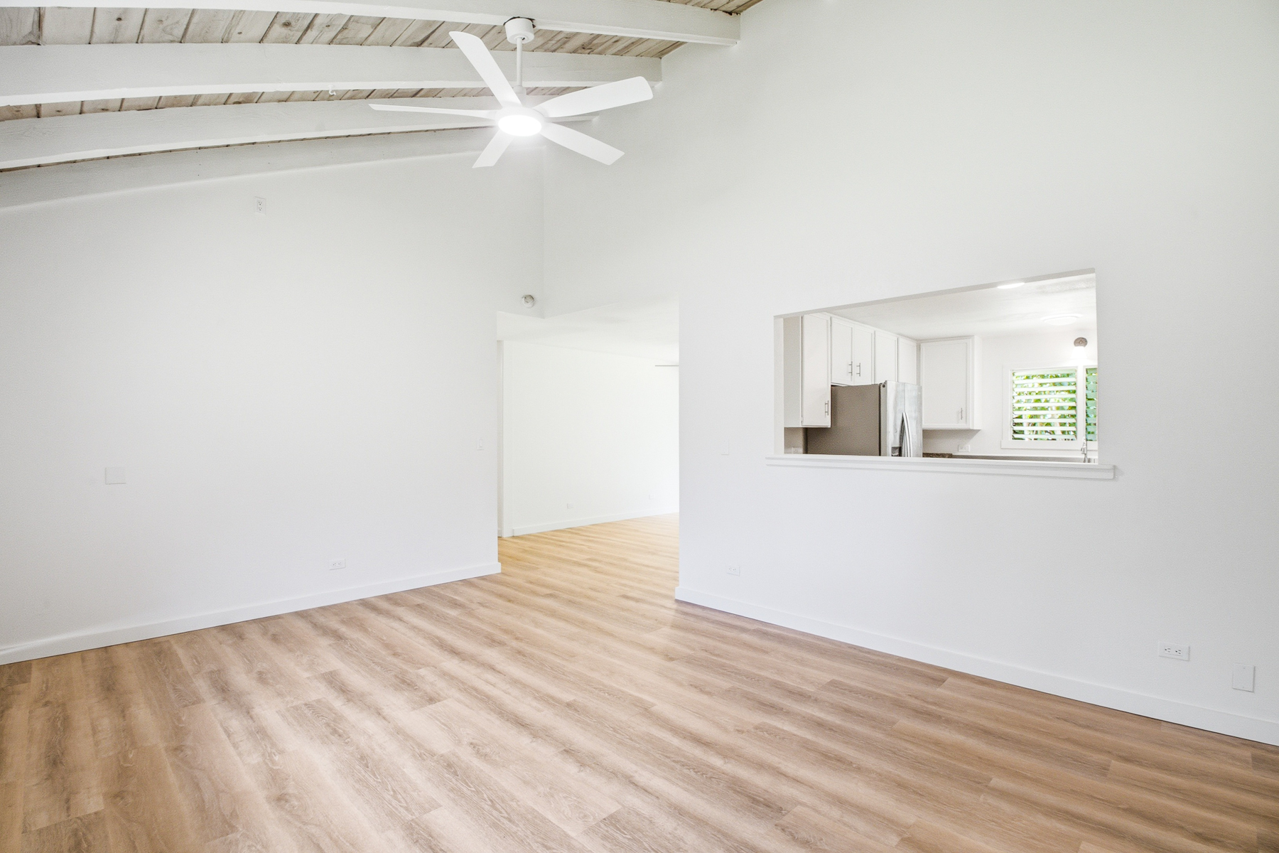 5310 Nonou Rd Property Photo 12