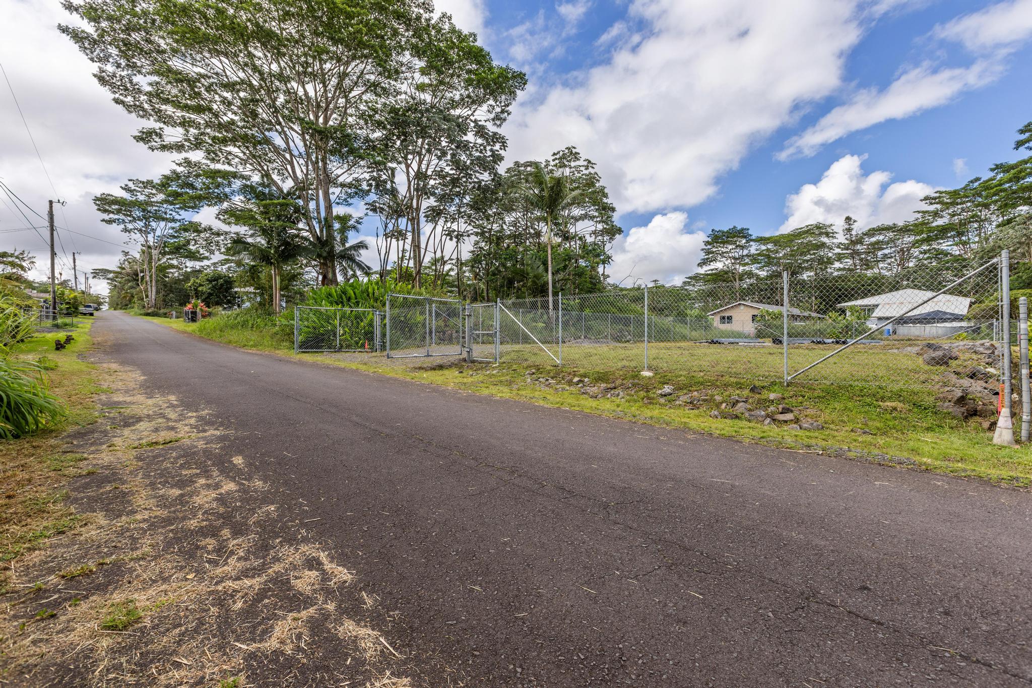 Silversword Ct Property Photo 2