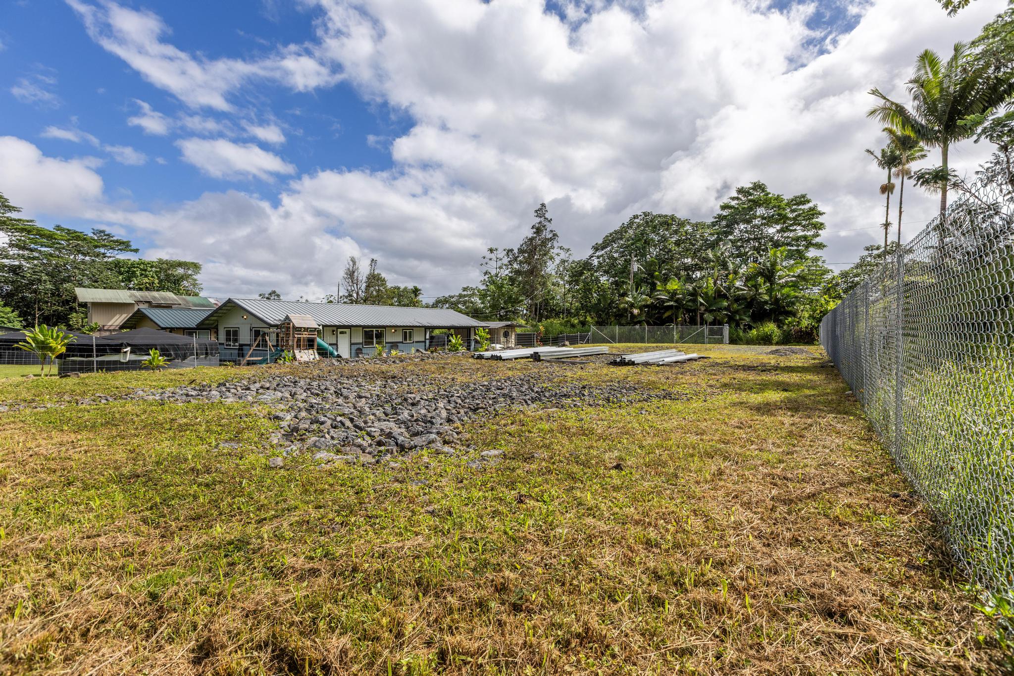 Silversword Ct Property Photo 8