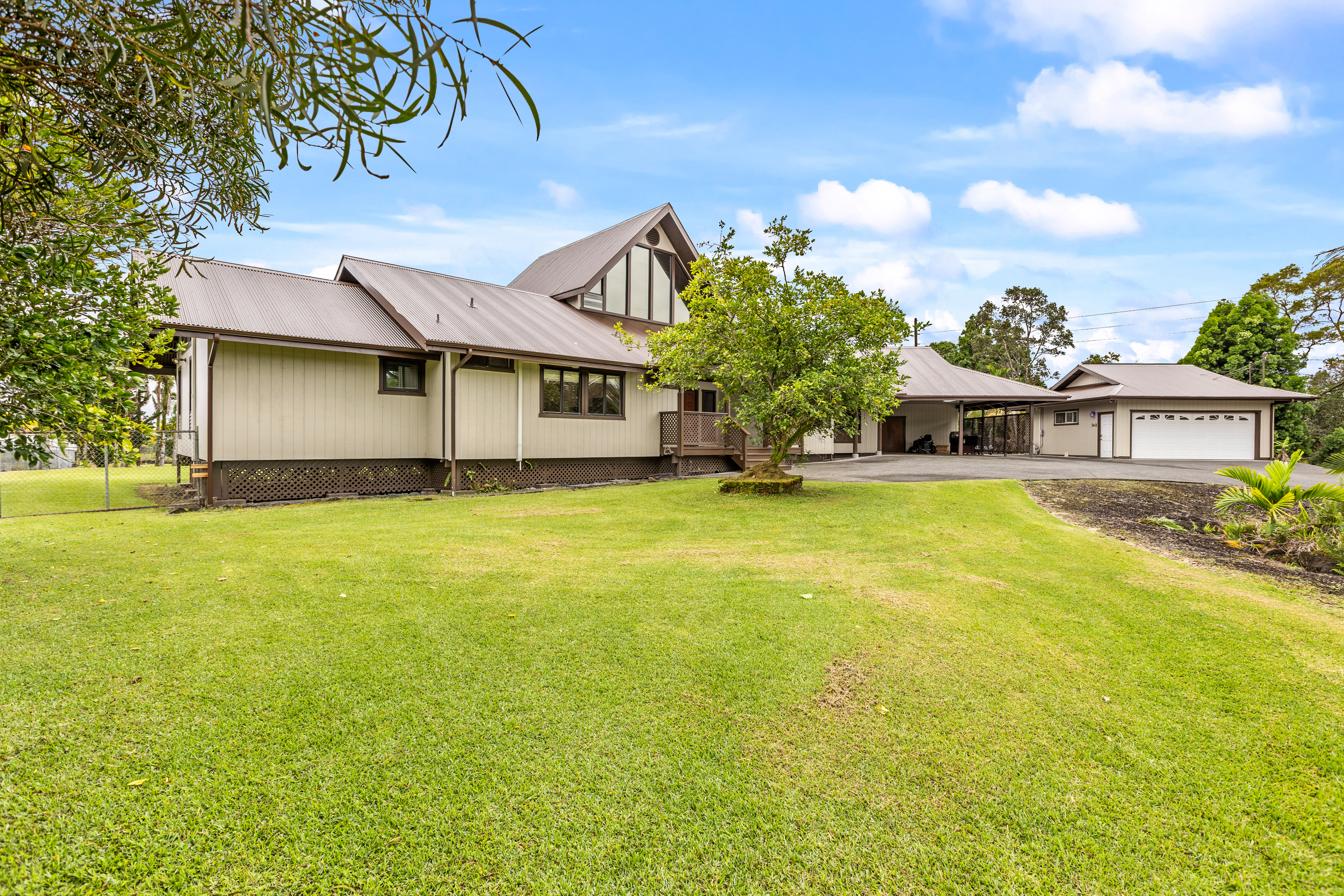 1414-a Mele Manu St Property Photo 25