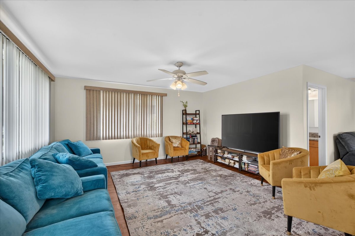15-122 Kamano St Property Photo 14