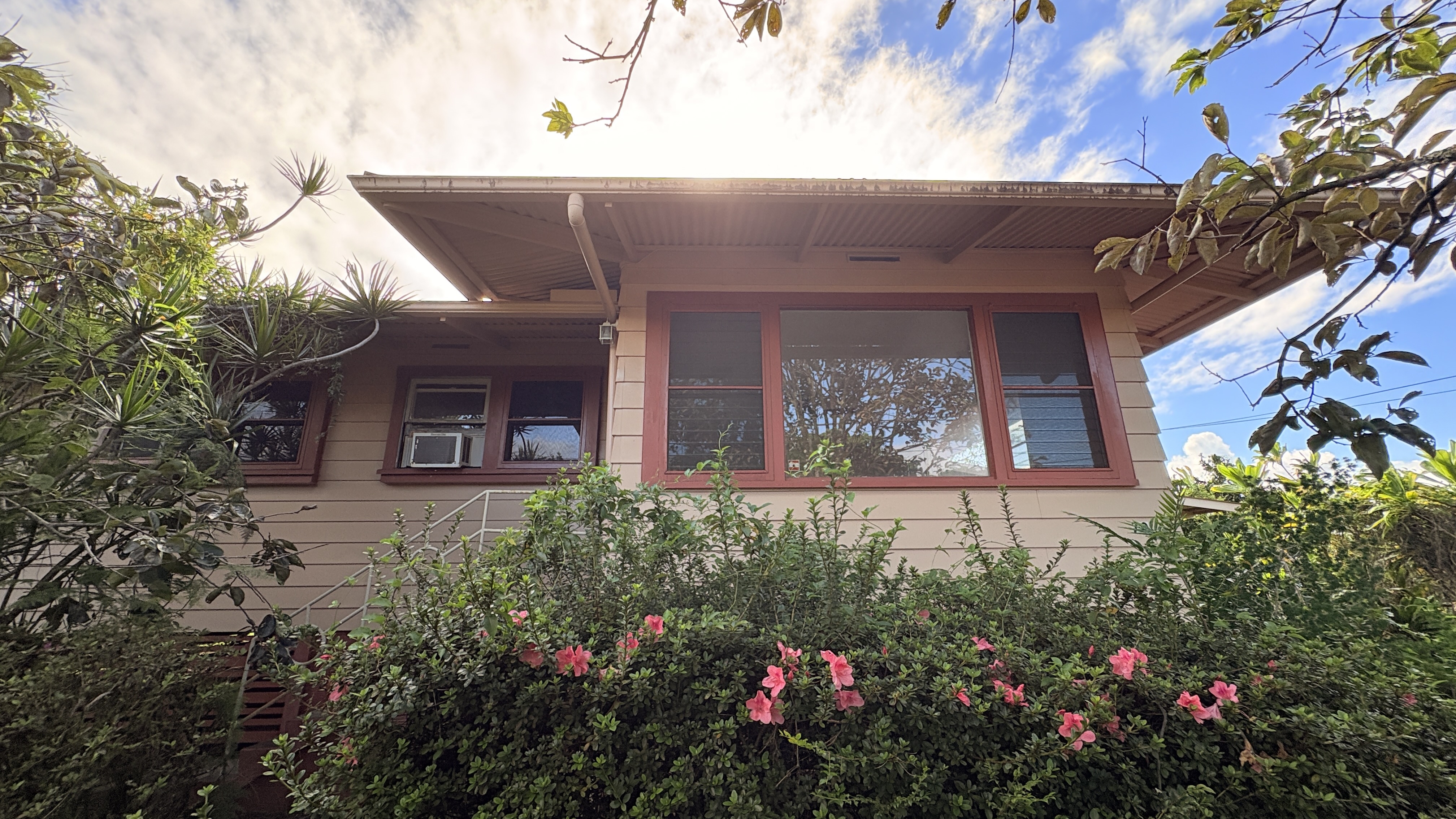 70 Hoonanea St Property Photo 1