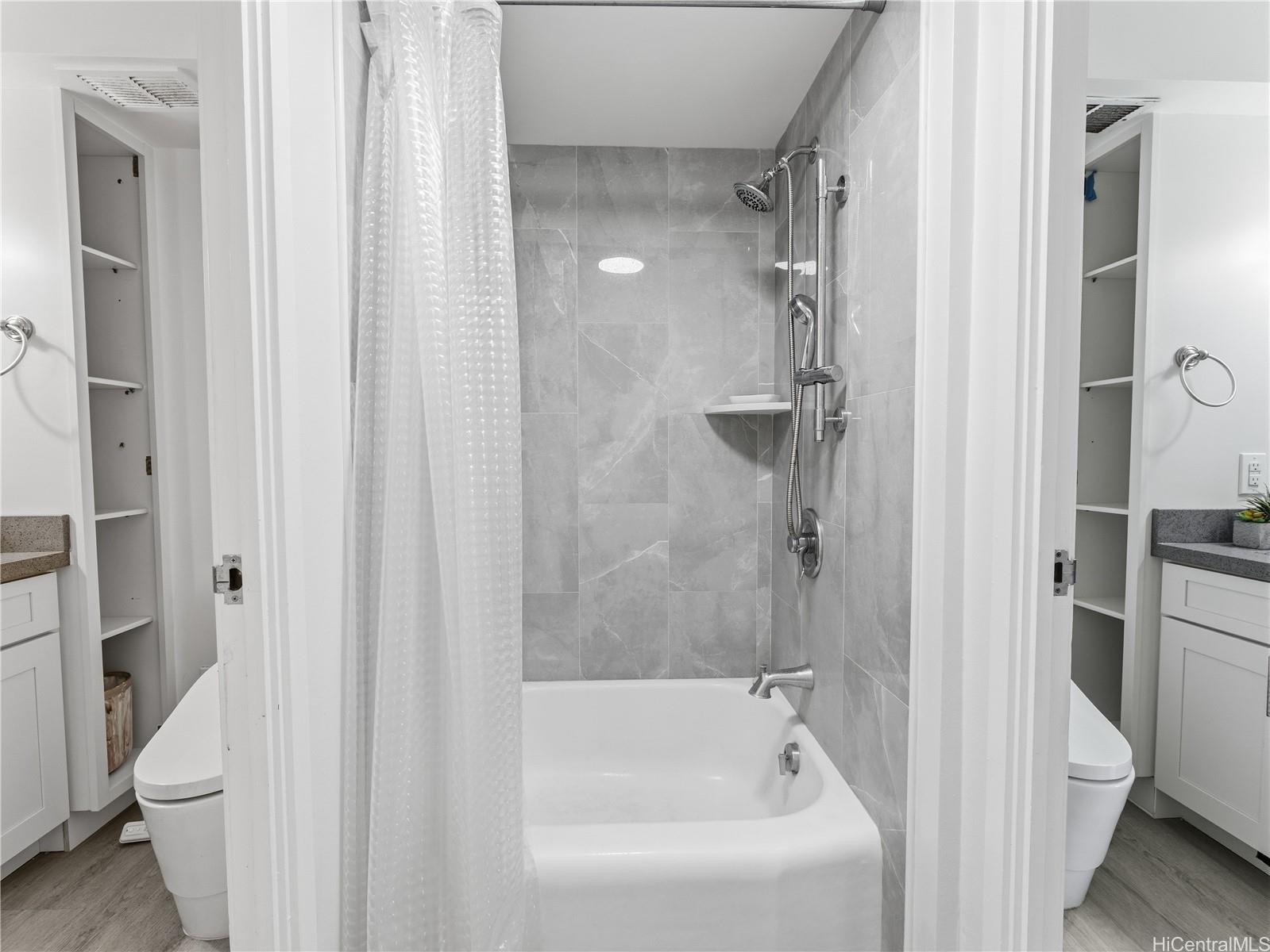 1676 Ala Moana Blvd 508 Property Photo 4