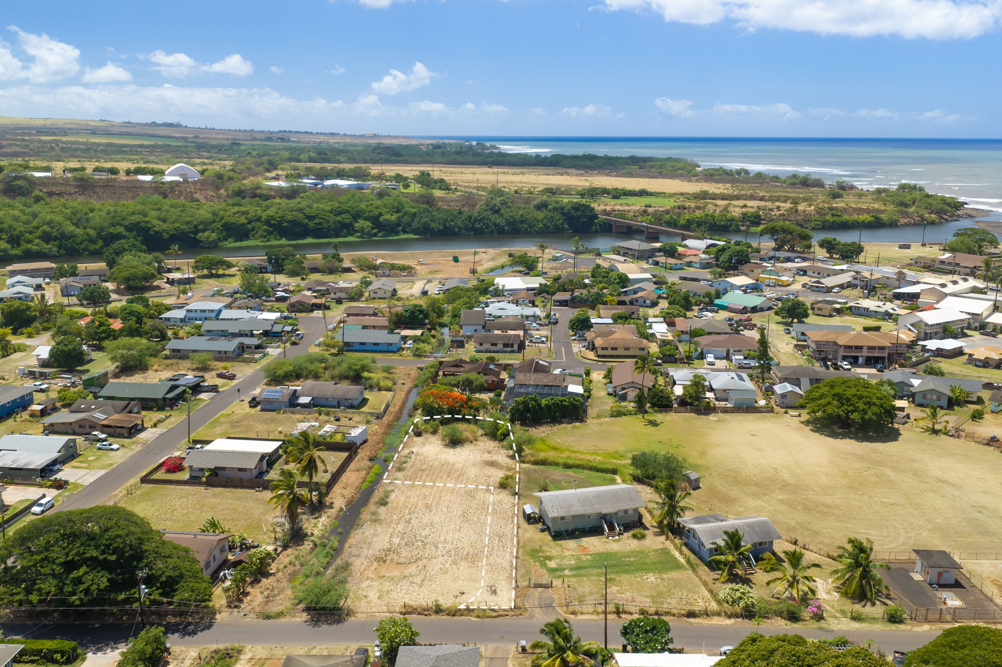 4602 Menehune Rd C Property Photo 2