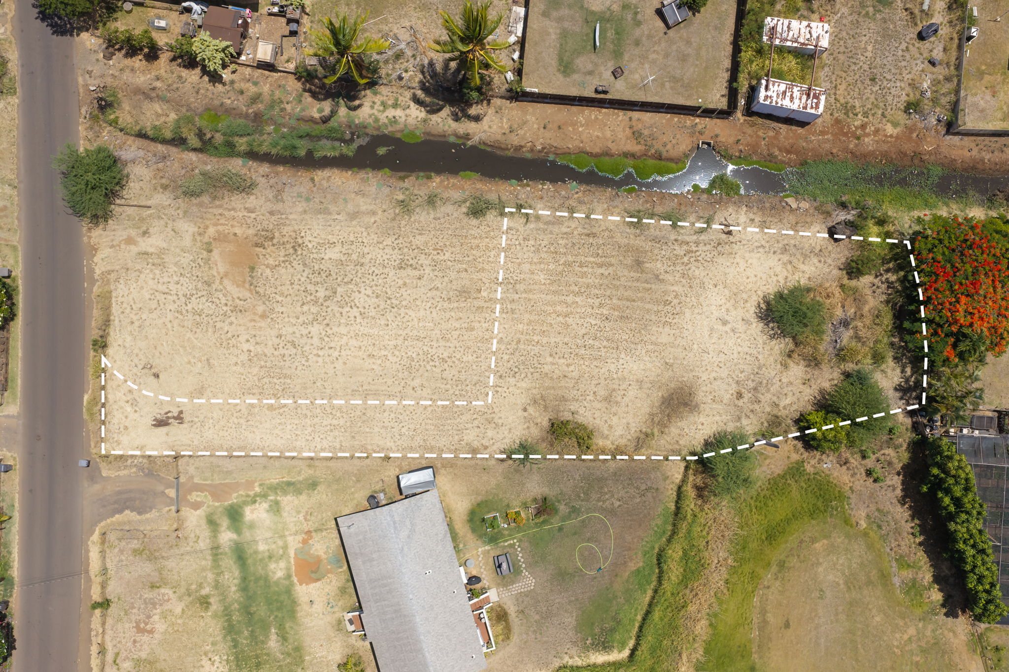 4602 Menehune Rd C Property Photo 3