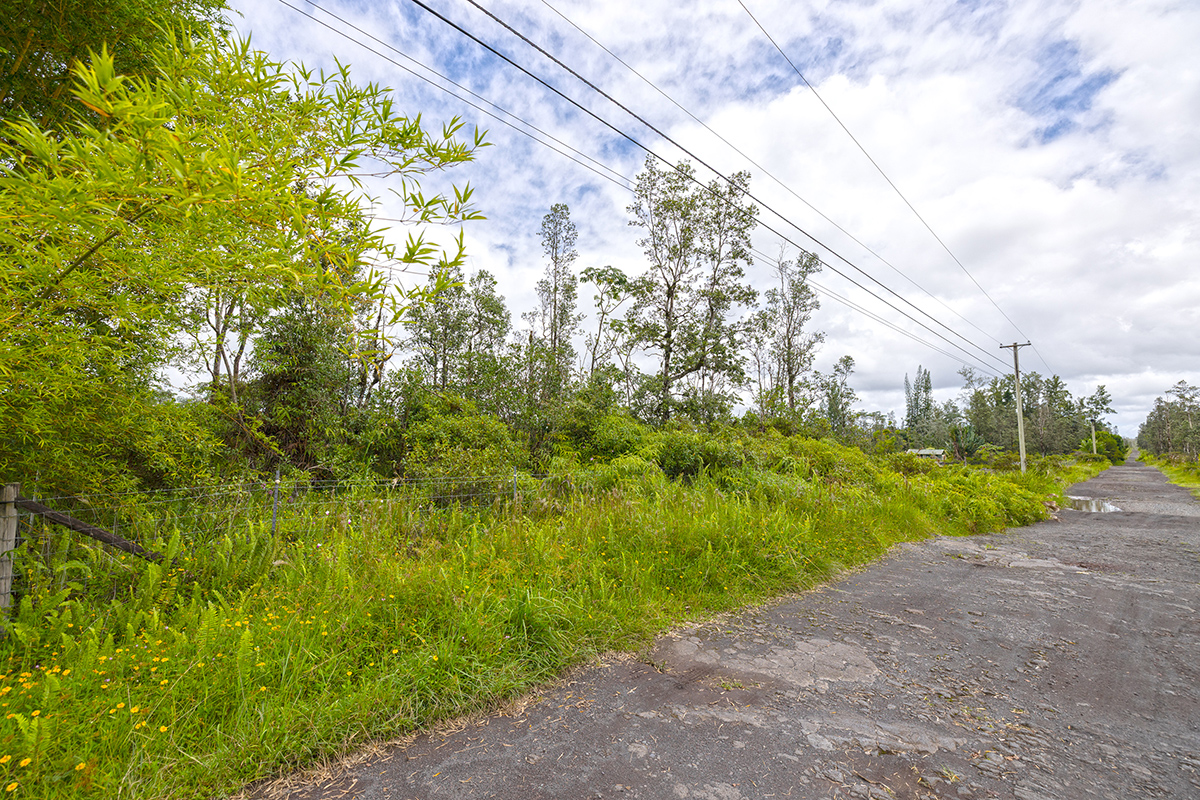 Road 8 (moho) Property Photo 2