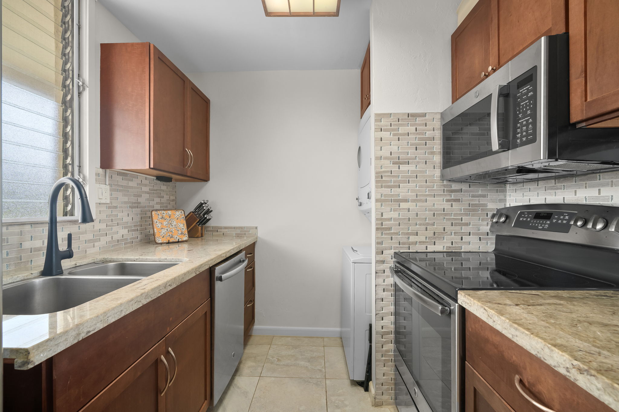 1763 Pee Rd 407 Property Photo 4