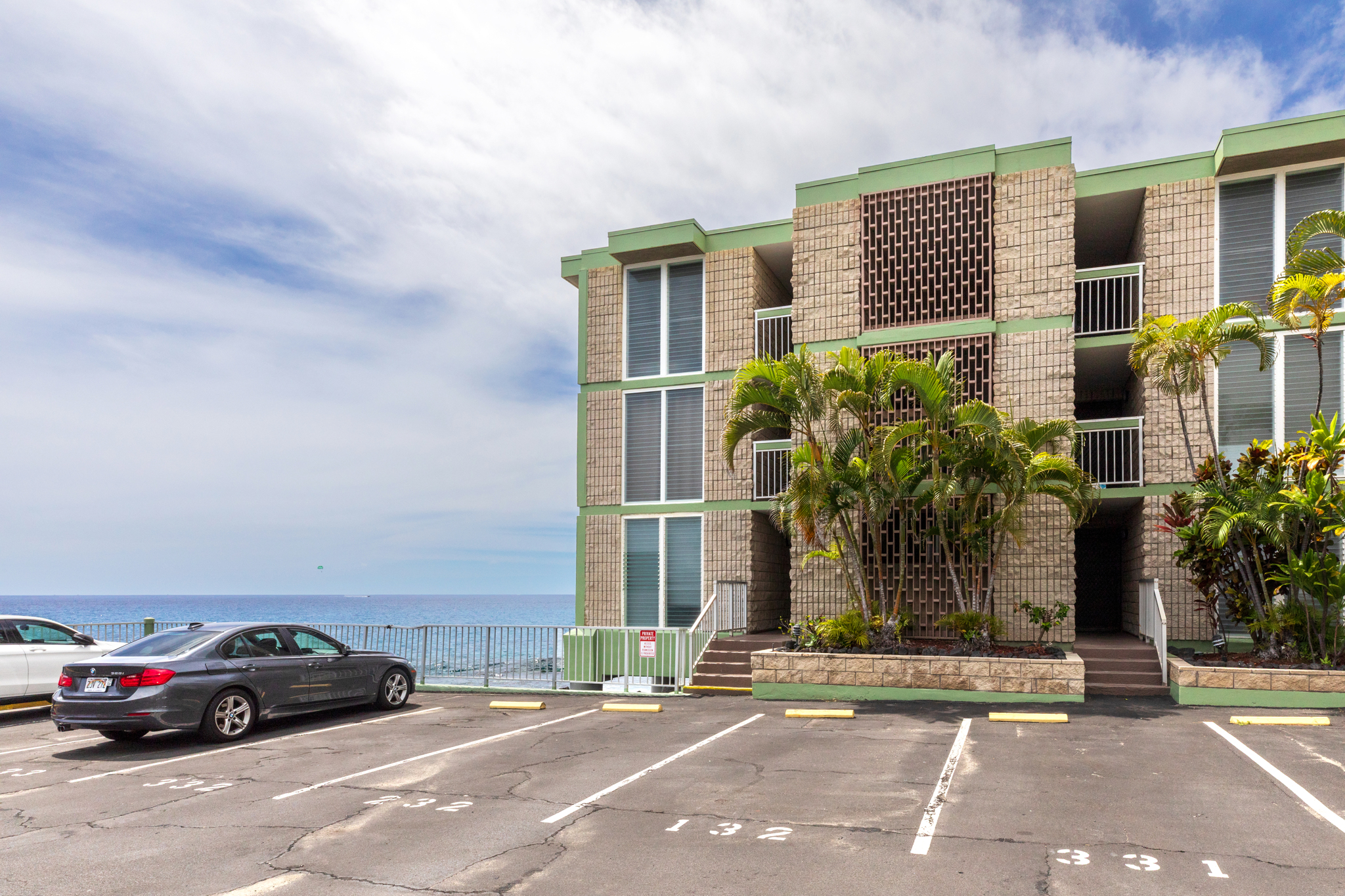 75-6016 Alii Dr 331 Property Photo 28