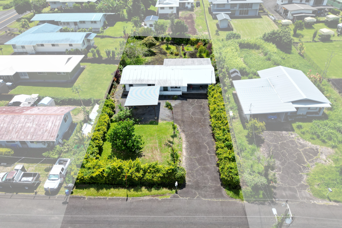 17 Hoaloha St Property Photo 1