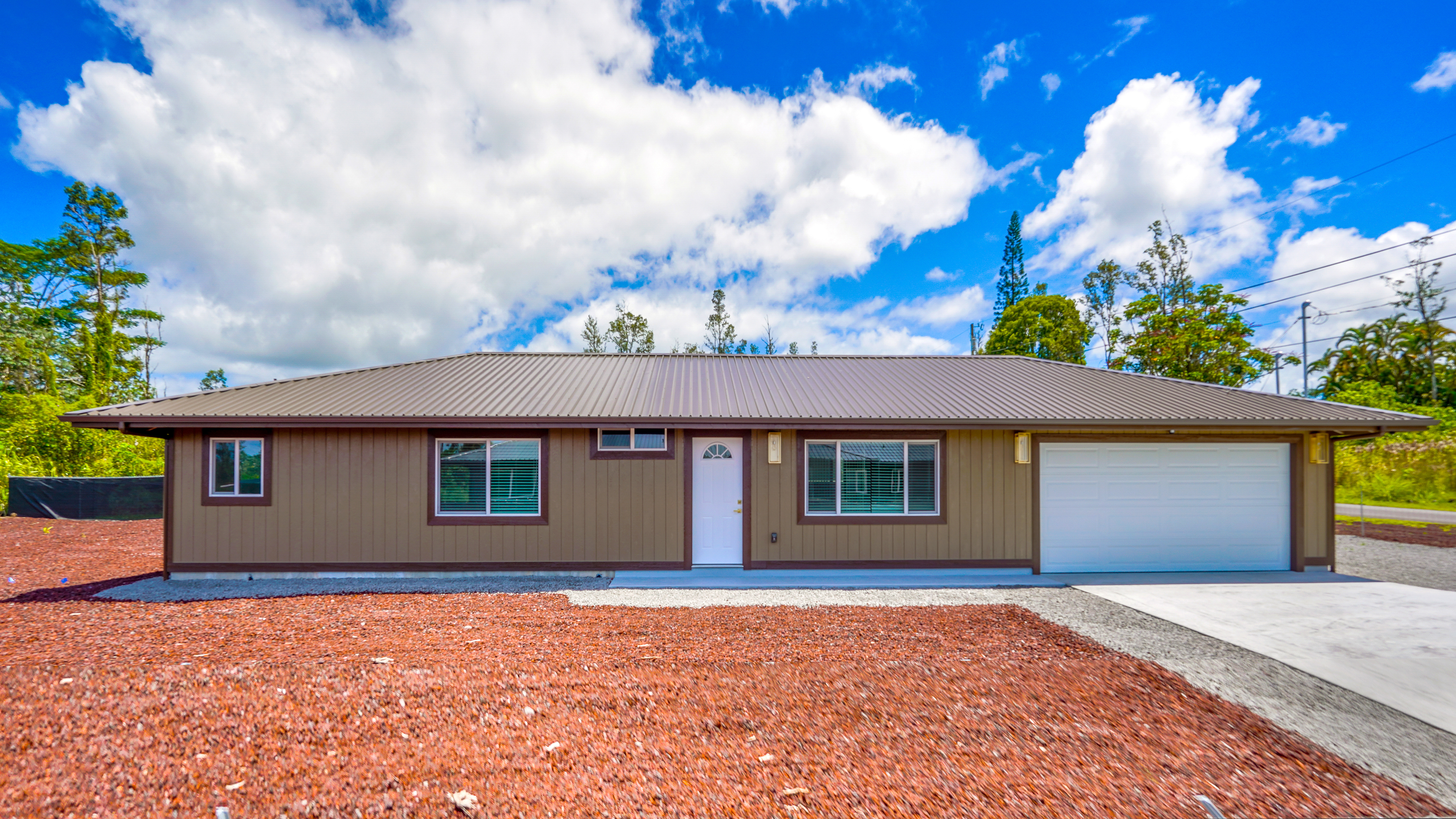 16-2083 Sandalwood Dr Property Photo 1