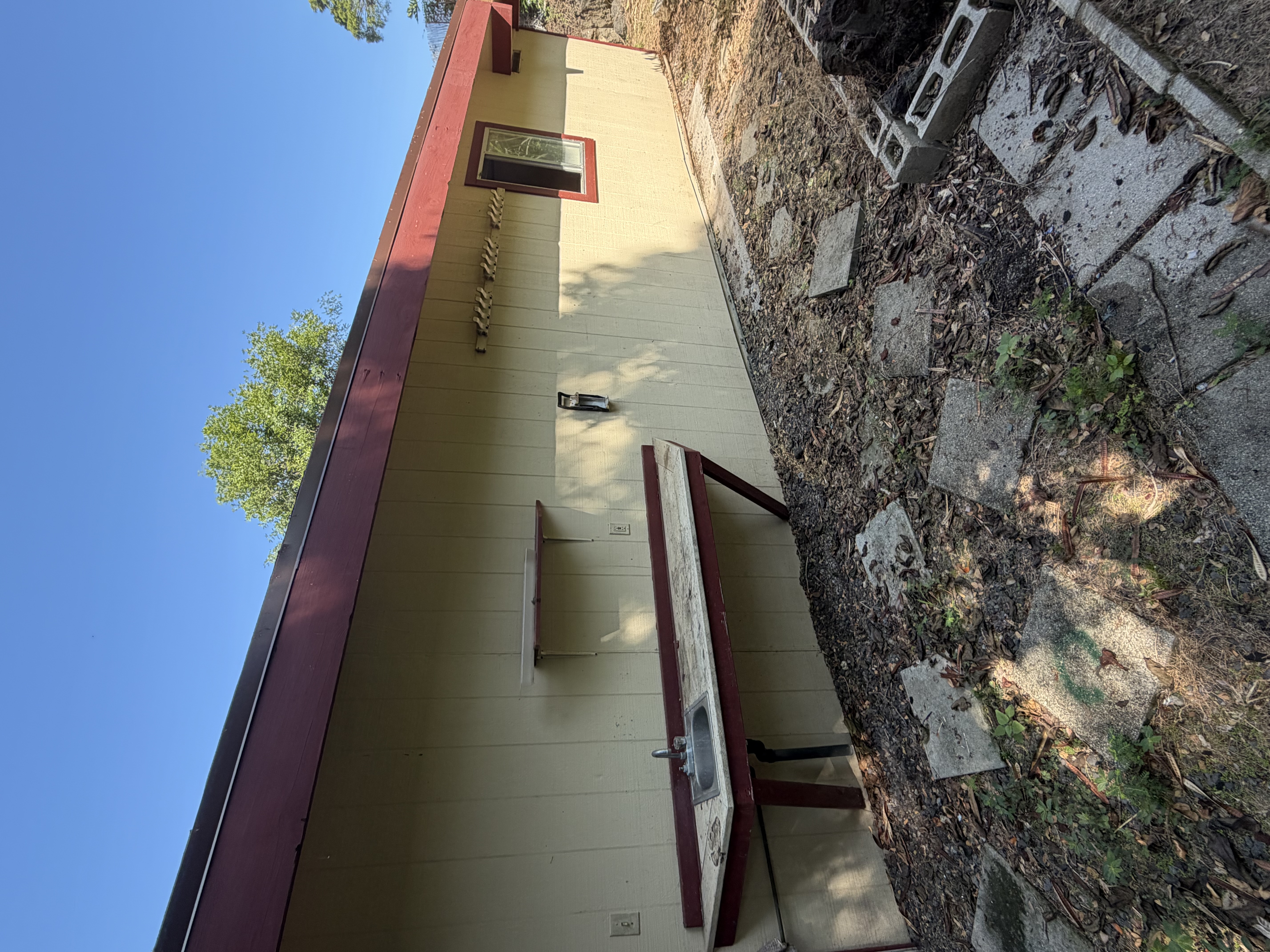 733100 Property Photo 6