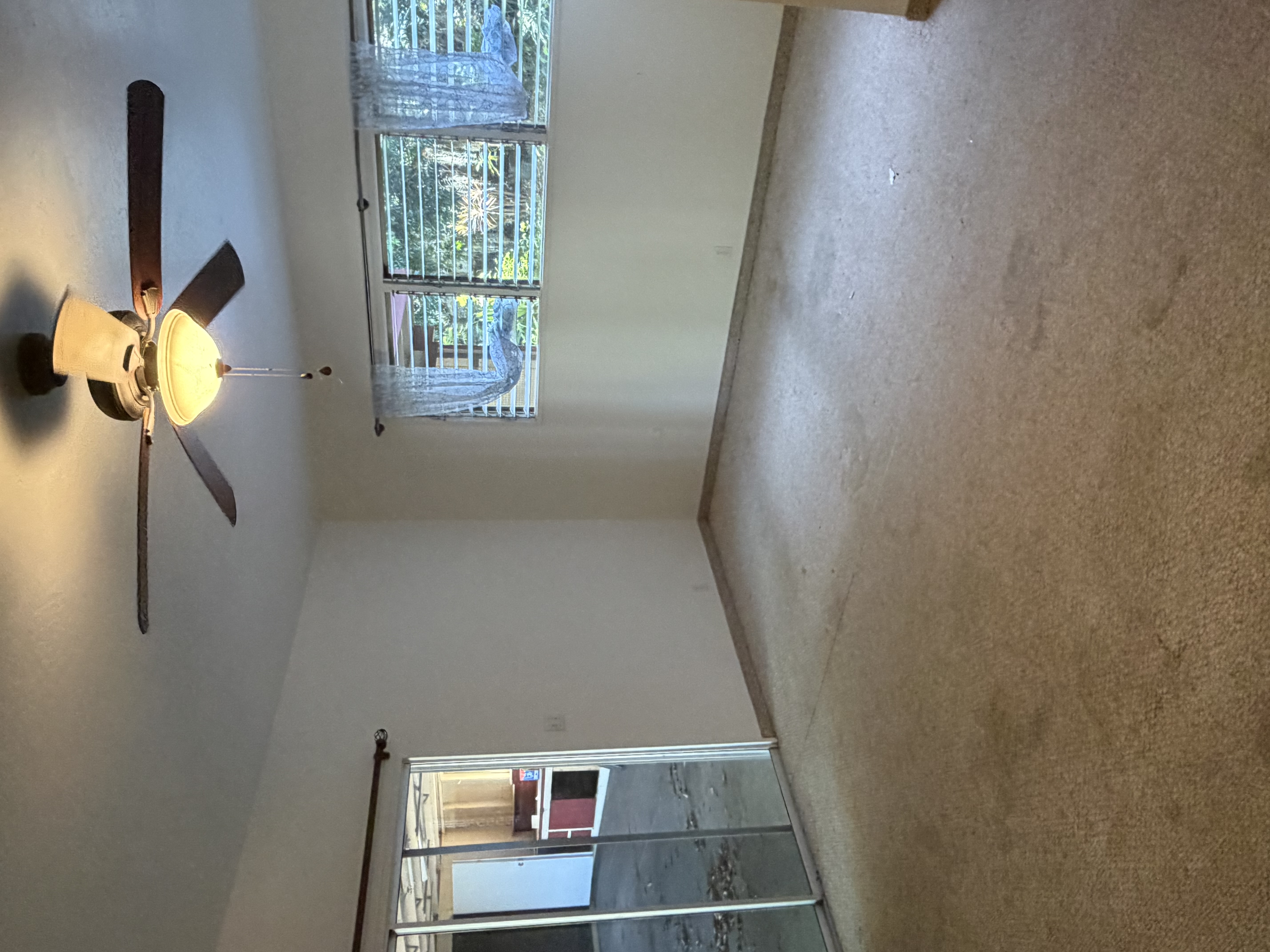 733100 Property Photo 8