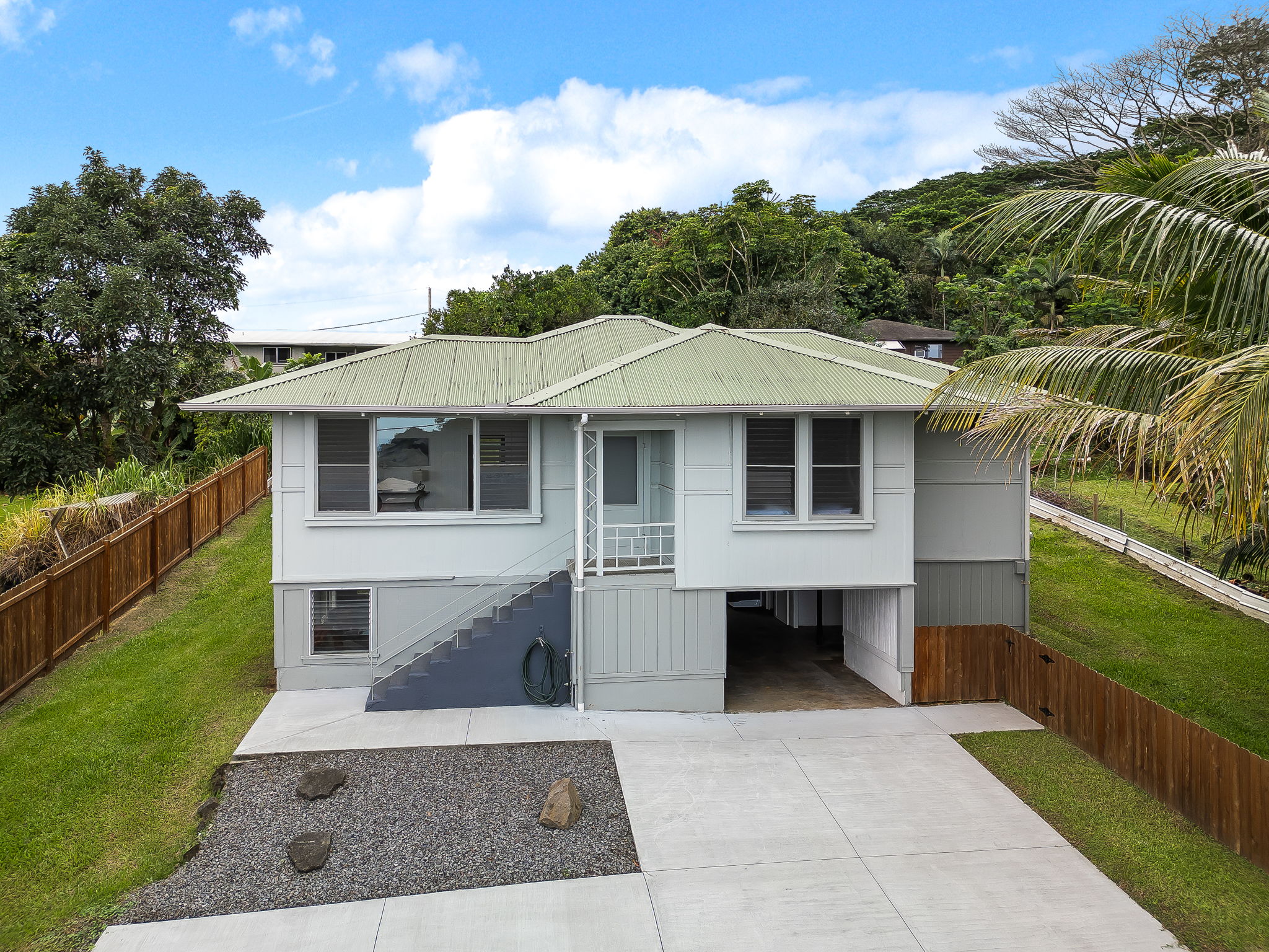39 Ekaha St Property Photo 3