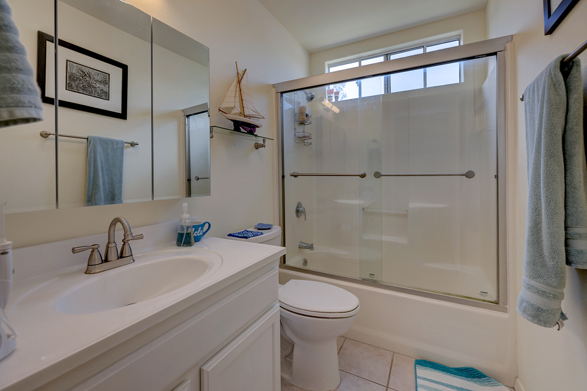 128-b Kinai Pl Property Photo 15