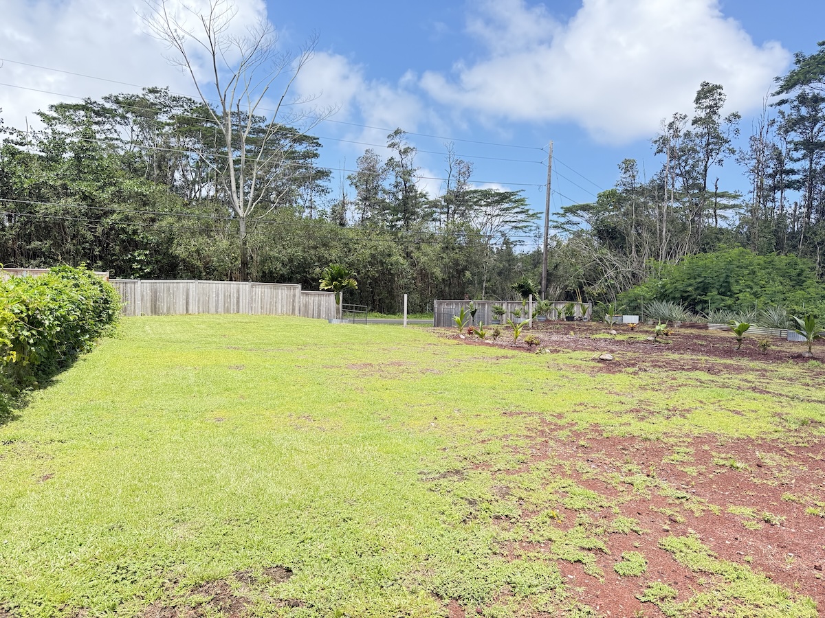 Puni Mauka Loop Property Photo 1