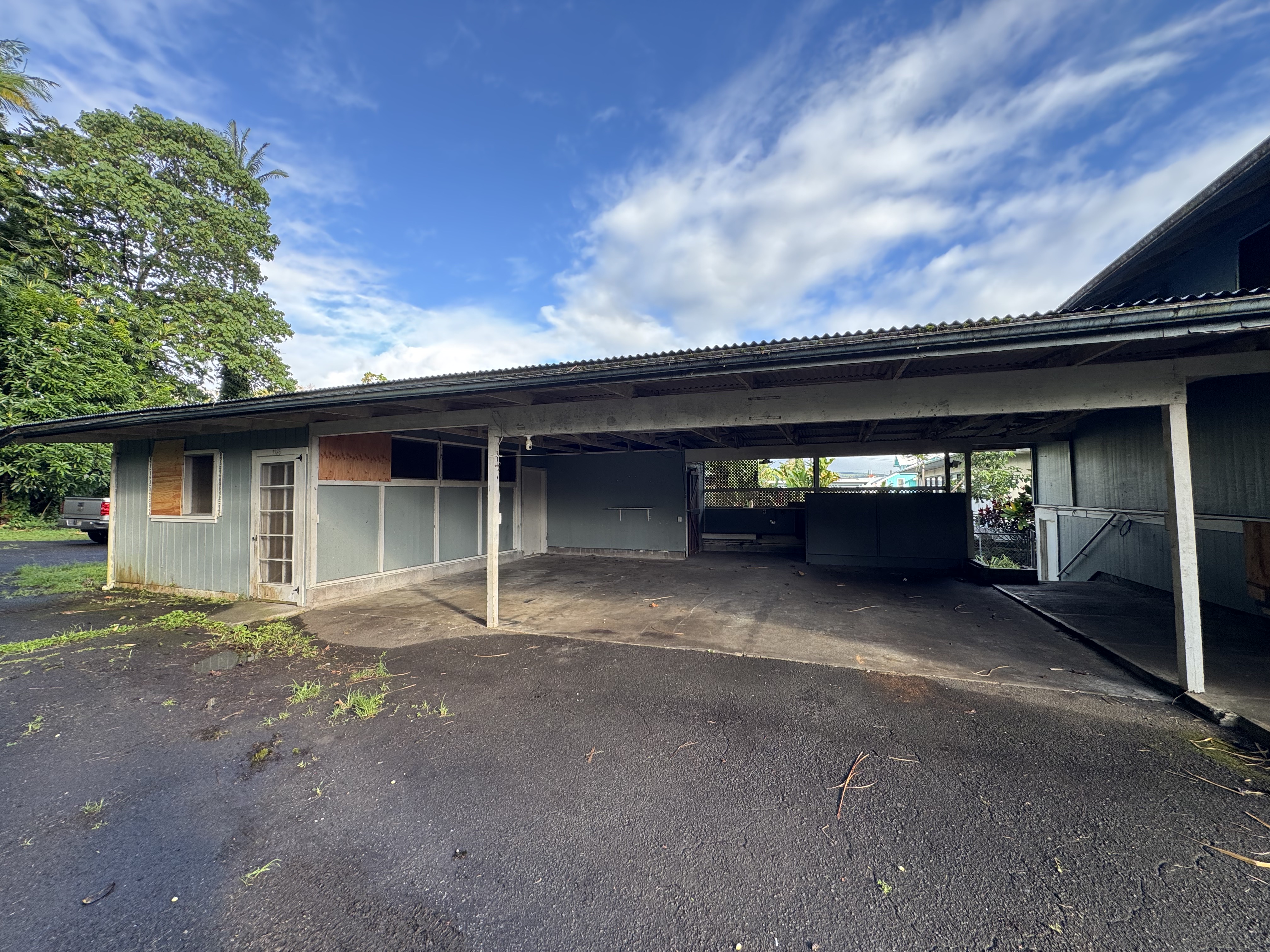 1186 Kinoole St Property Photo 29