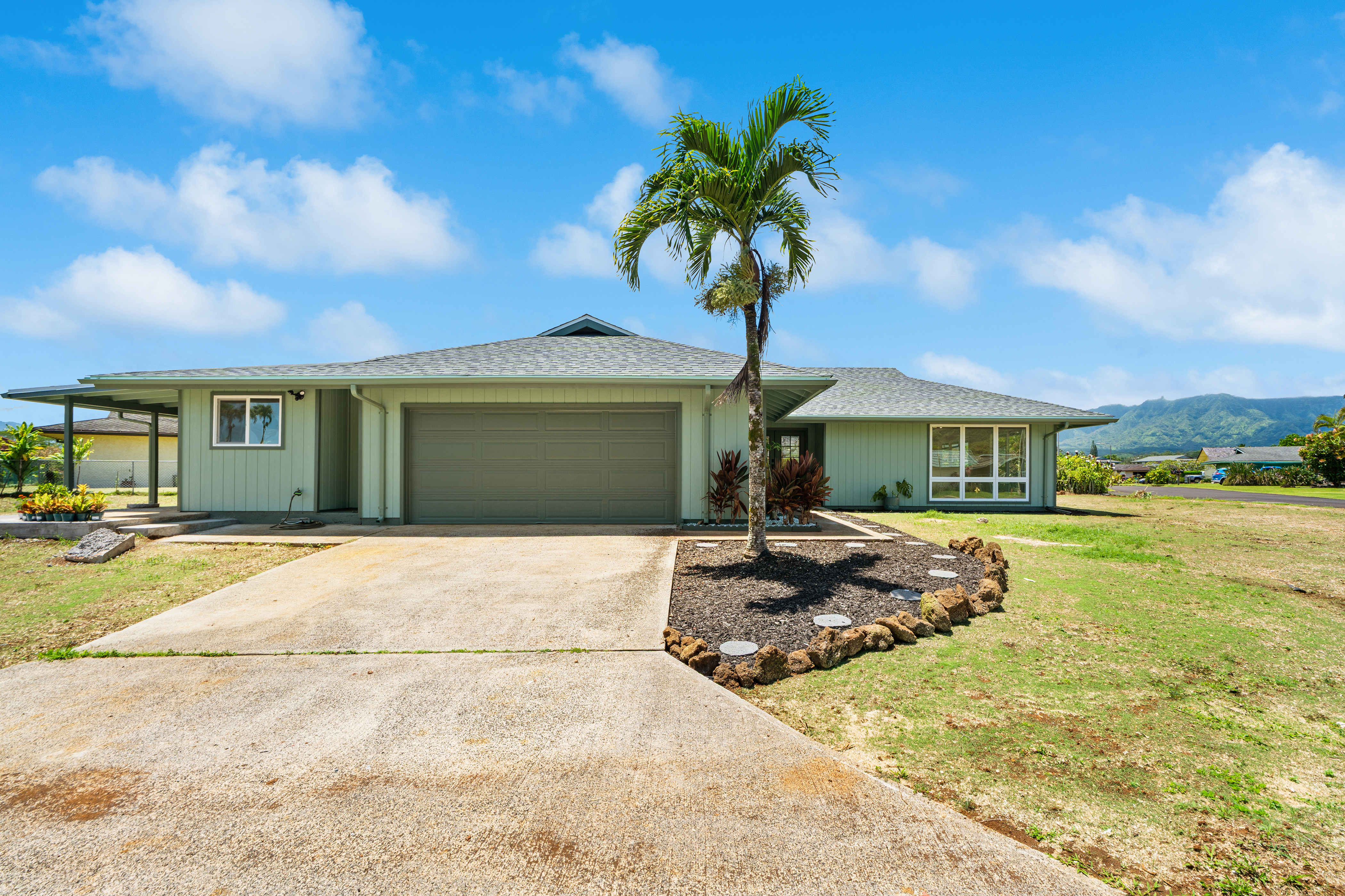 6466 KAAHELE ST Property Photo 1