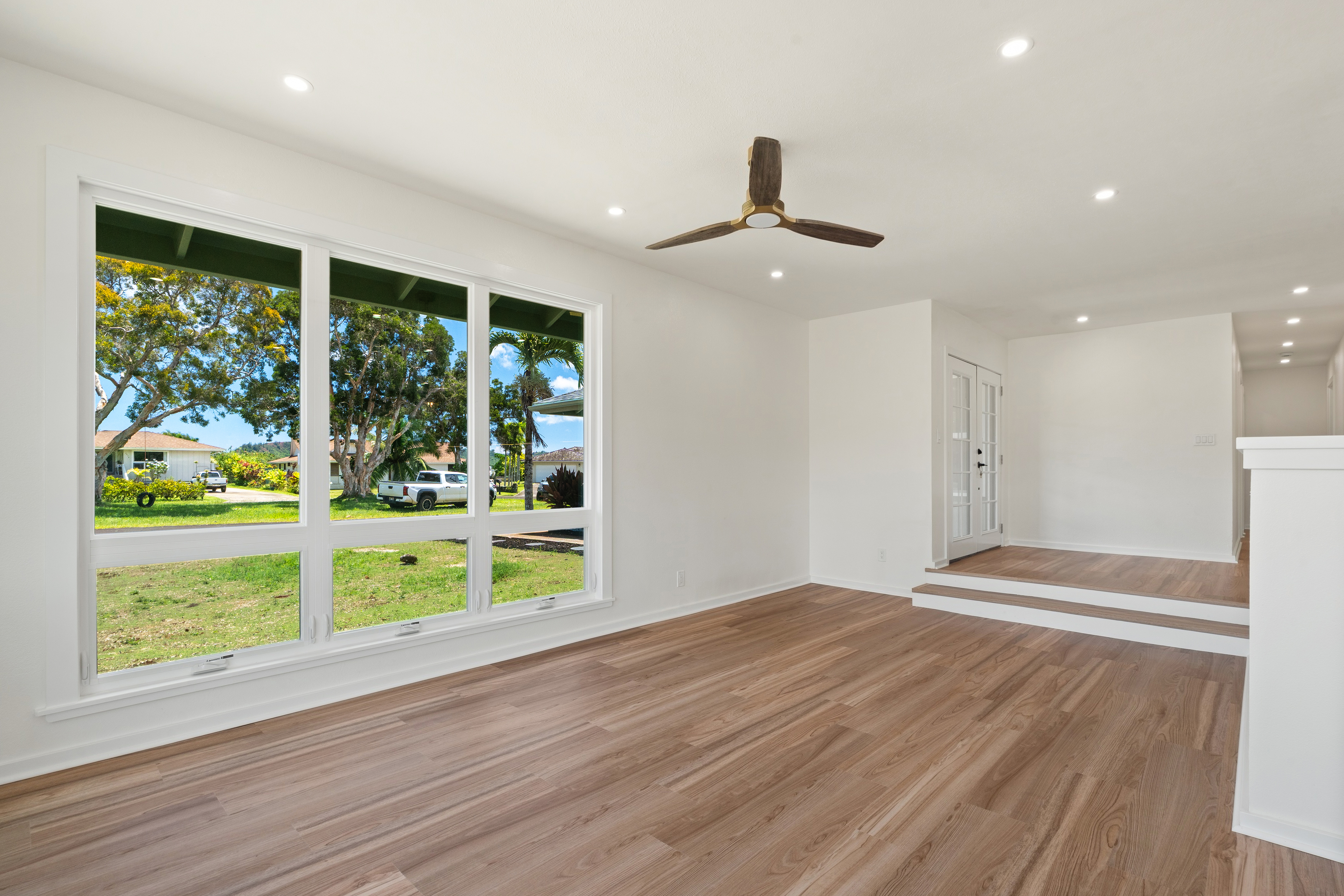 6466 Kaahele St Property Photo 9
