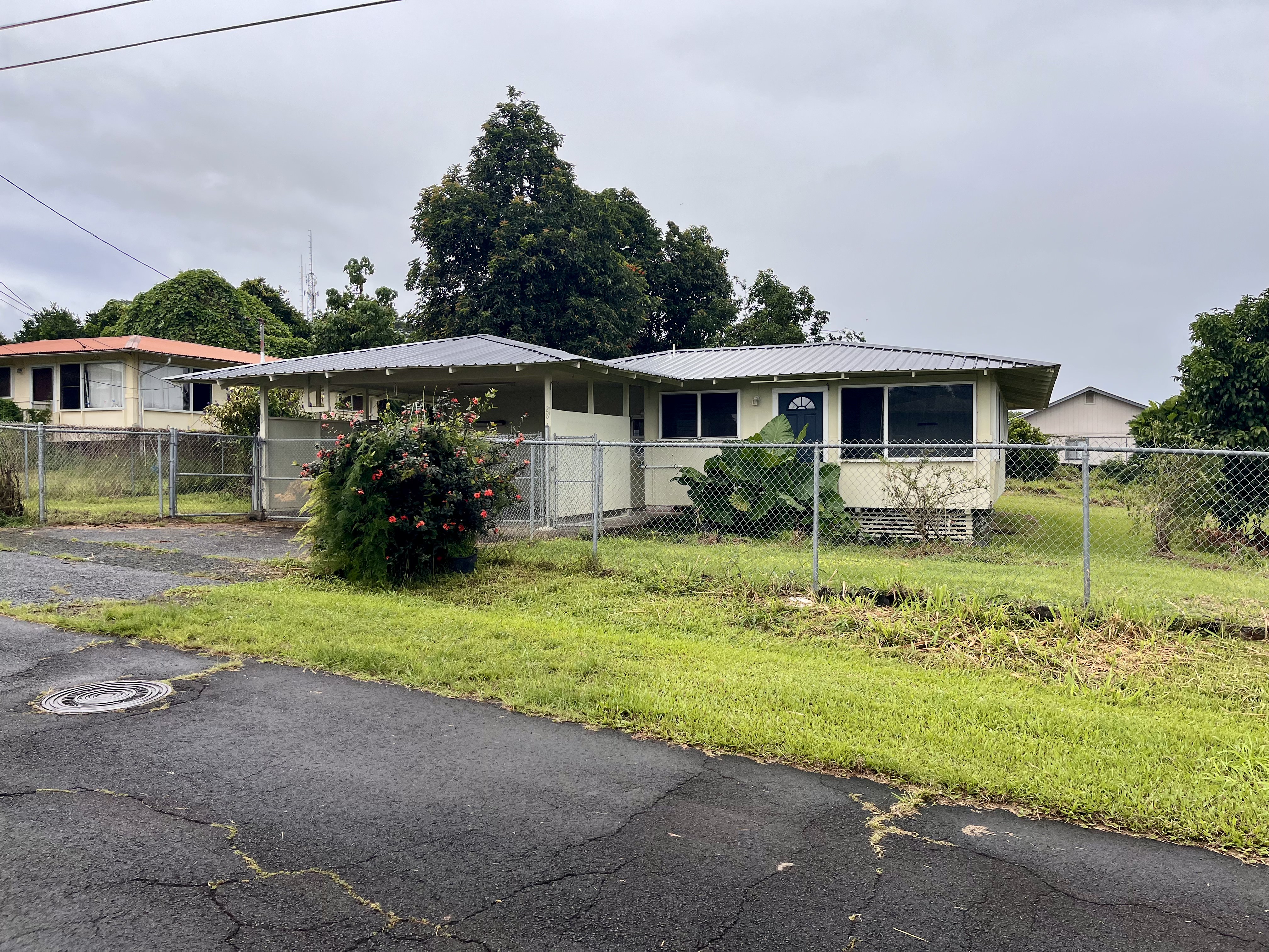 28-476 KULALA ST