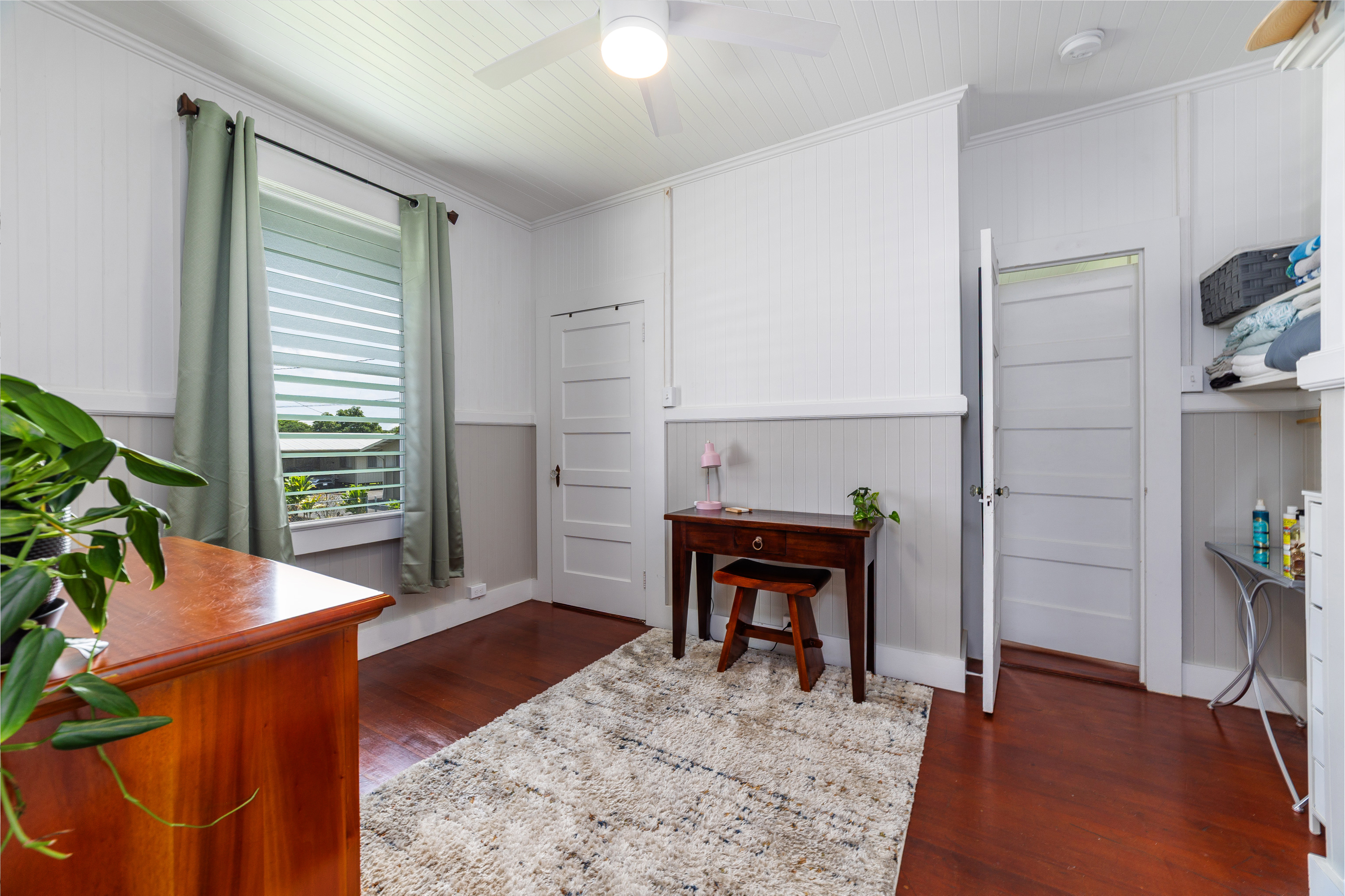 1565 Kinoole St Property Photo 14