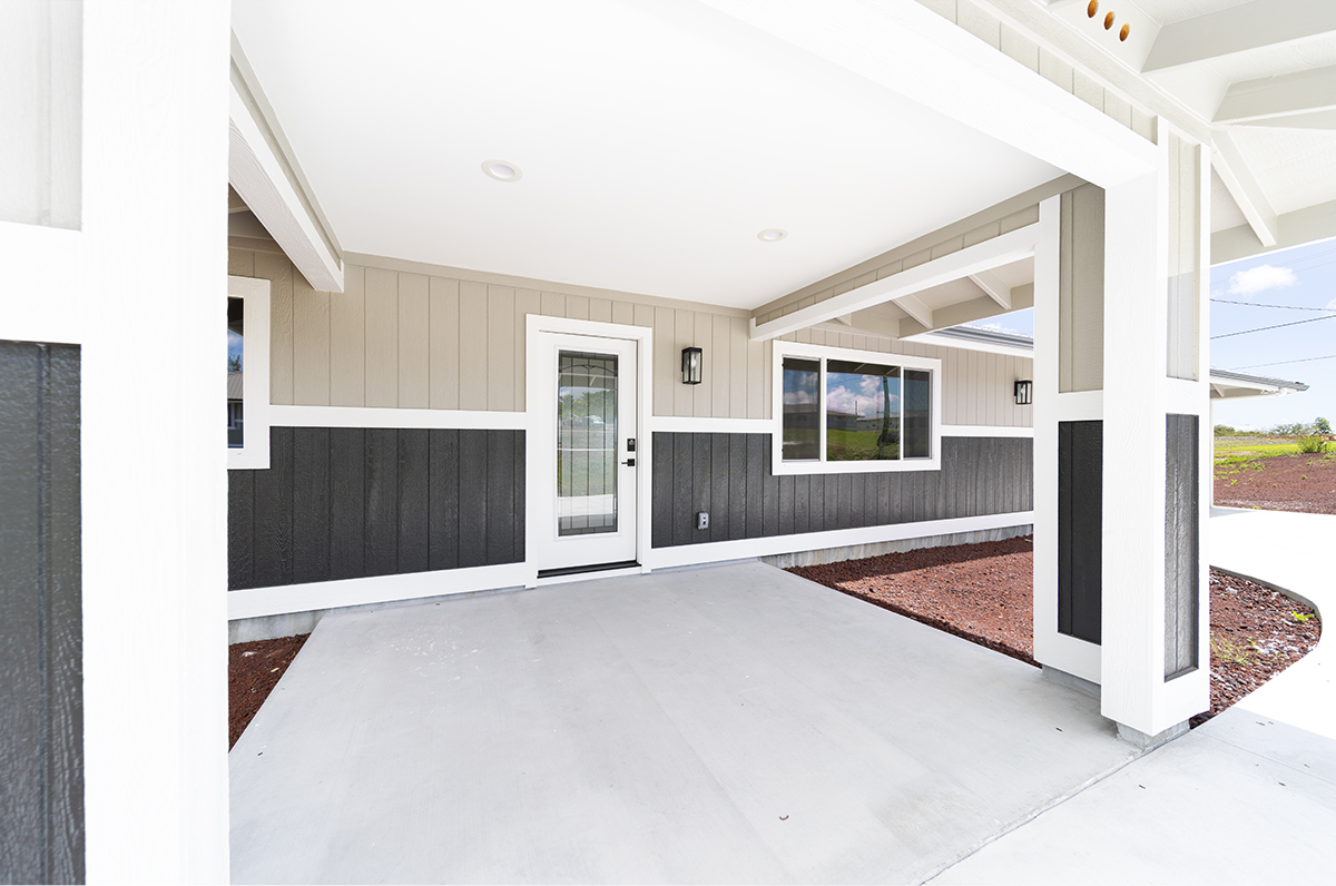 2668 Kuku Street Property Photo 3