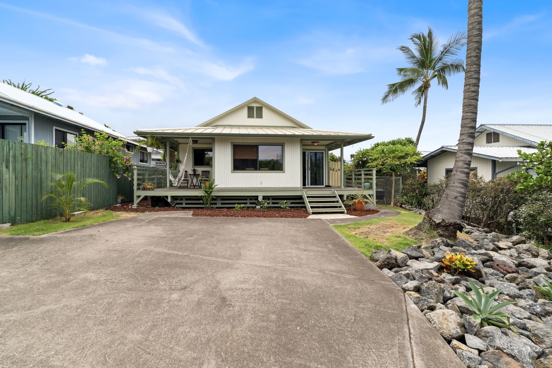 76-228-b Oma Pl Property Photo 1