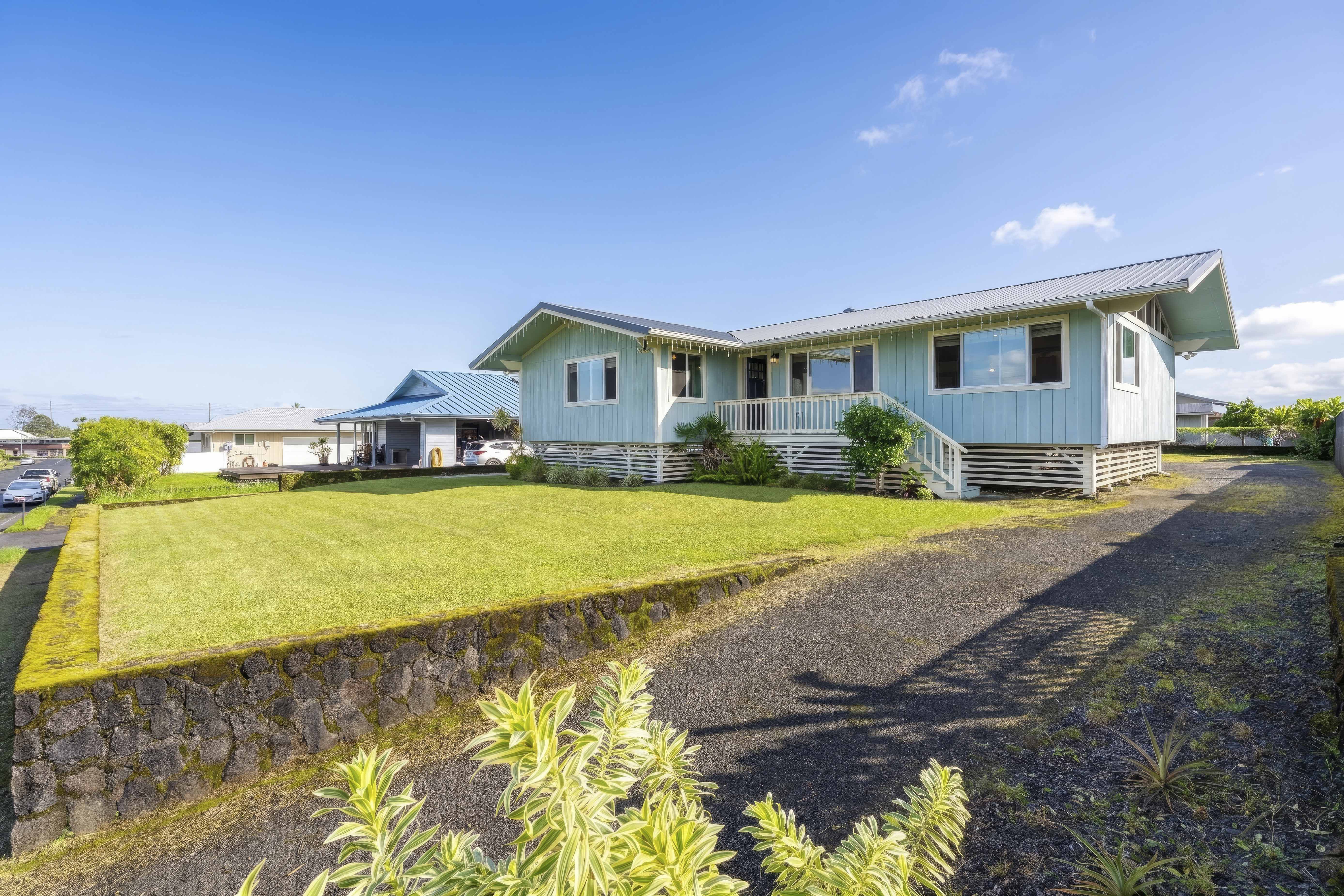 1481 Mona Loop Property Photo 1