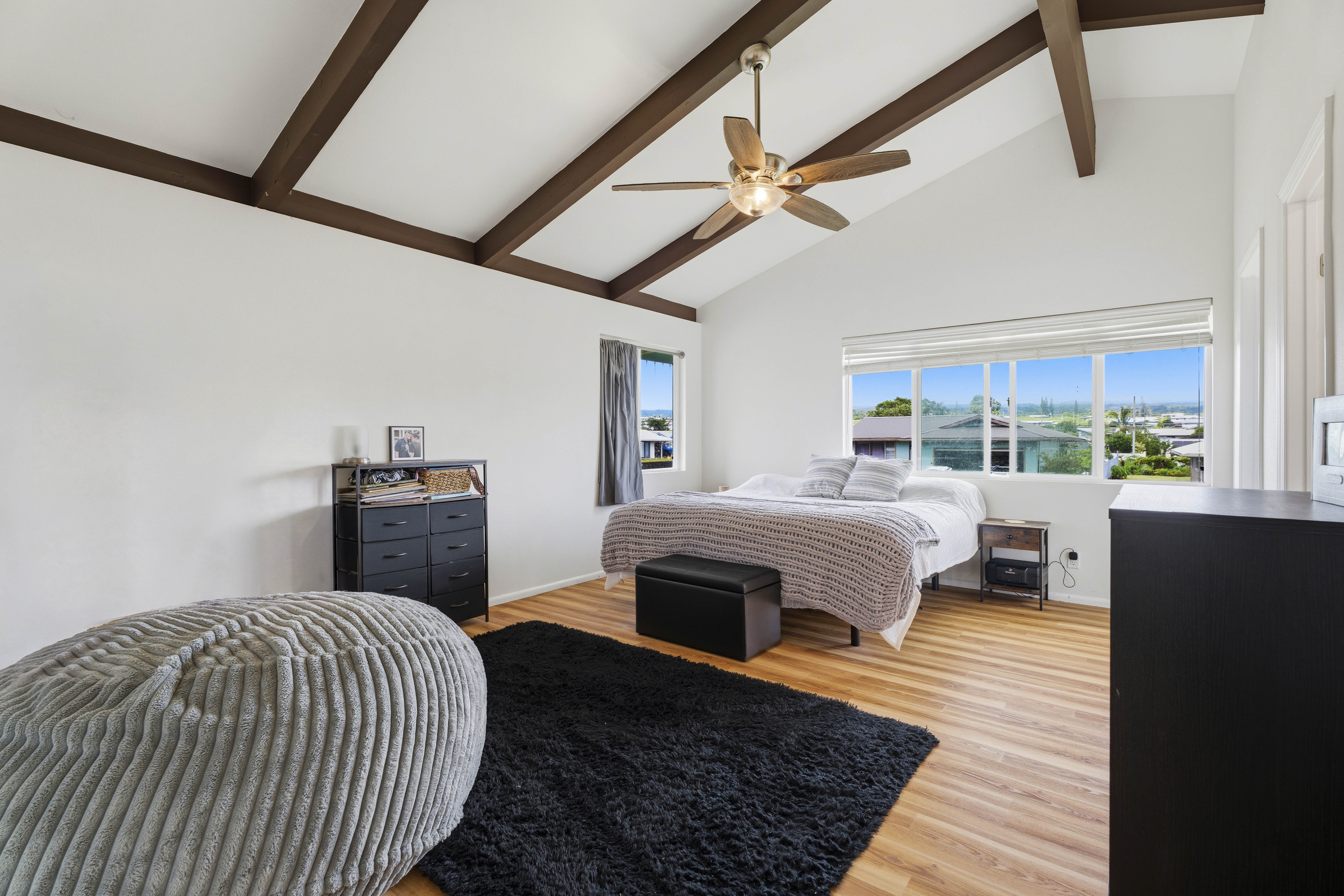 1481 Mona Loop Property Photo 10