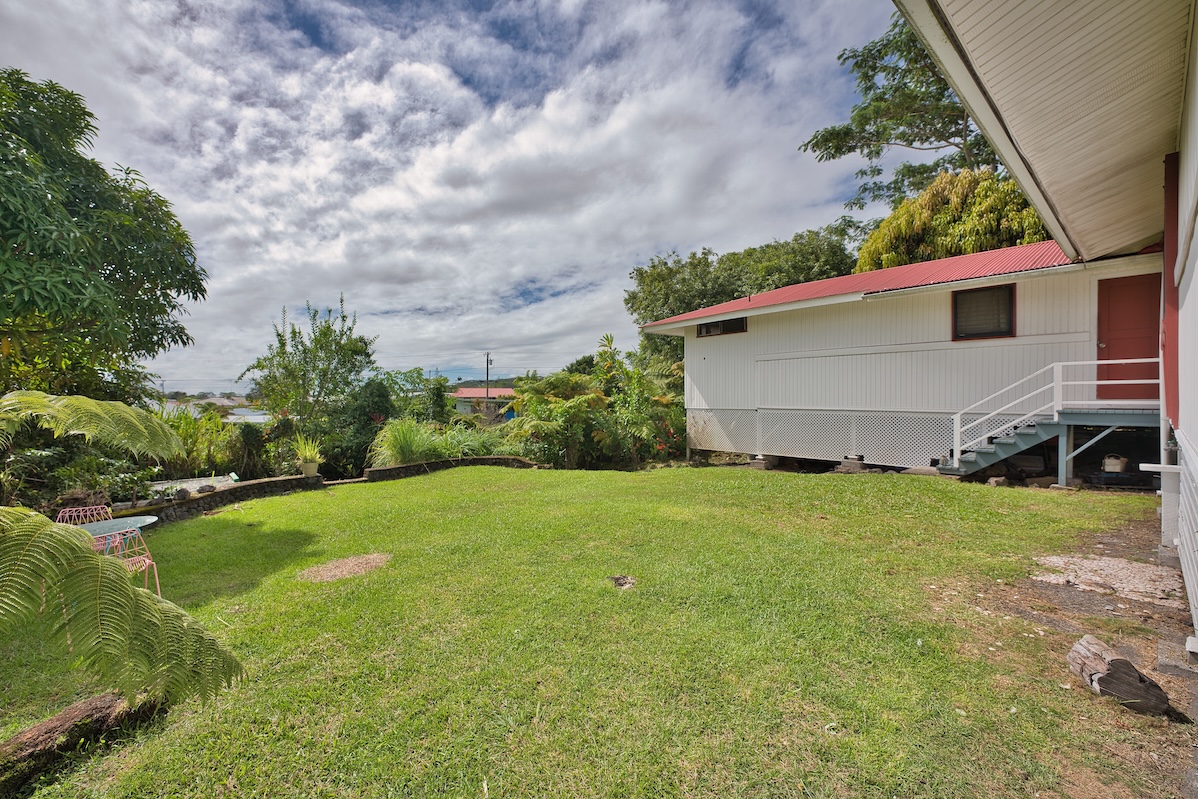 275 Kaumana Dr Property Photo 19