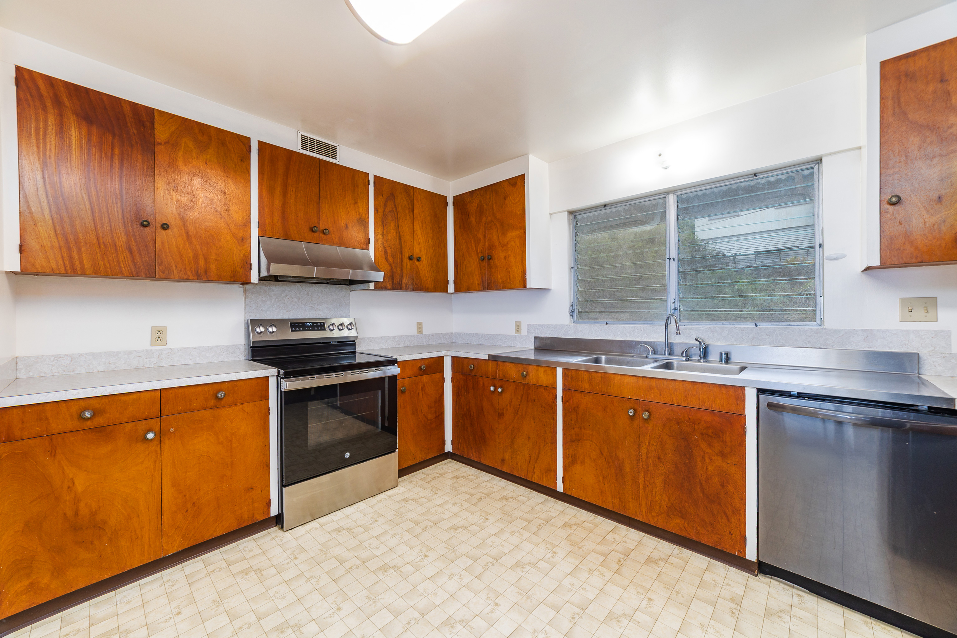 82-988 Anoi Way Property Photo 10