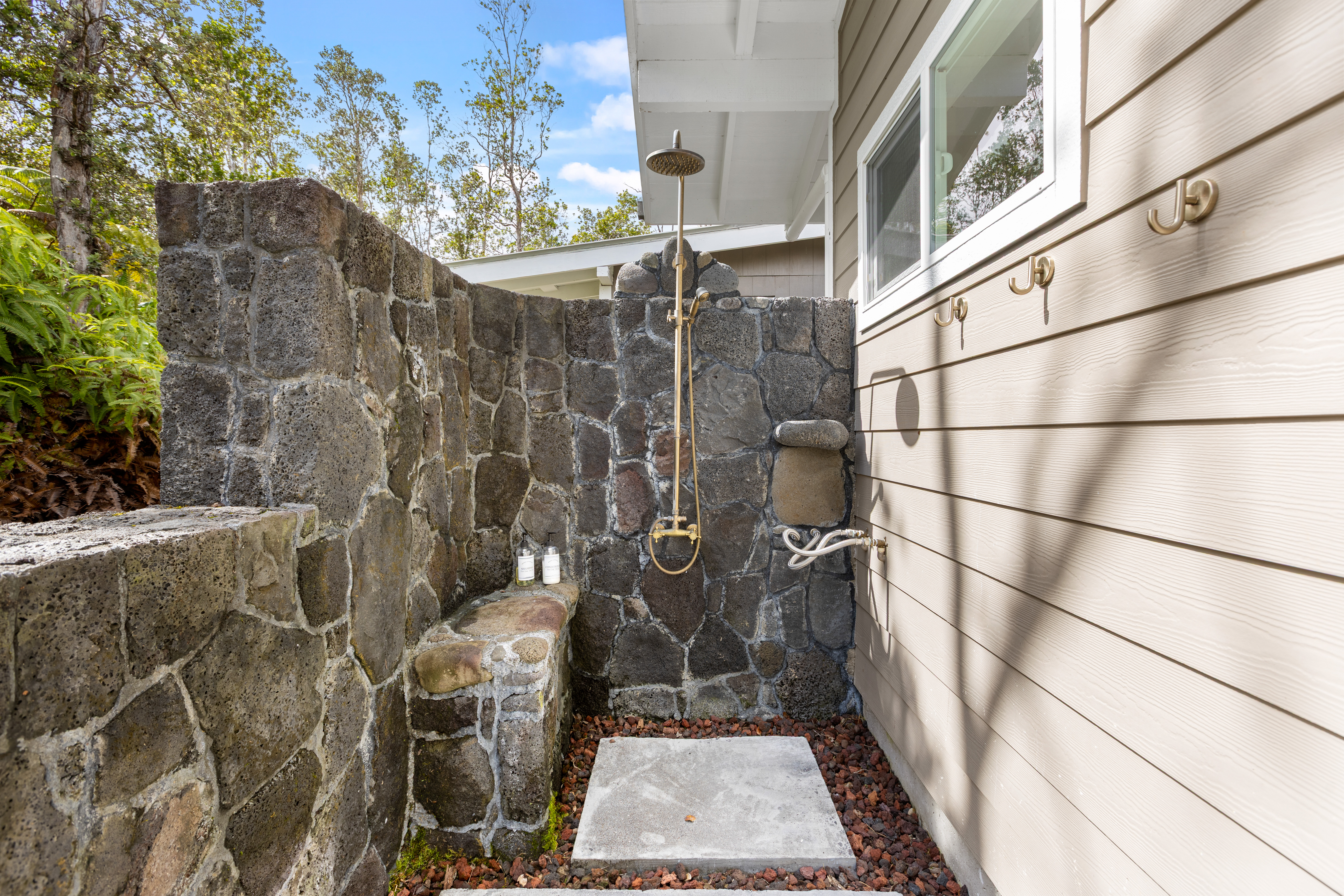11-3273-a Alaula St Property Photo 6