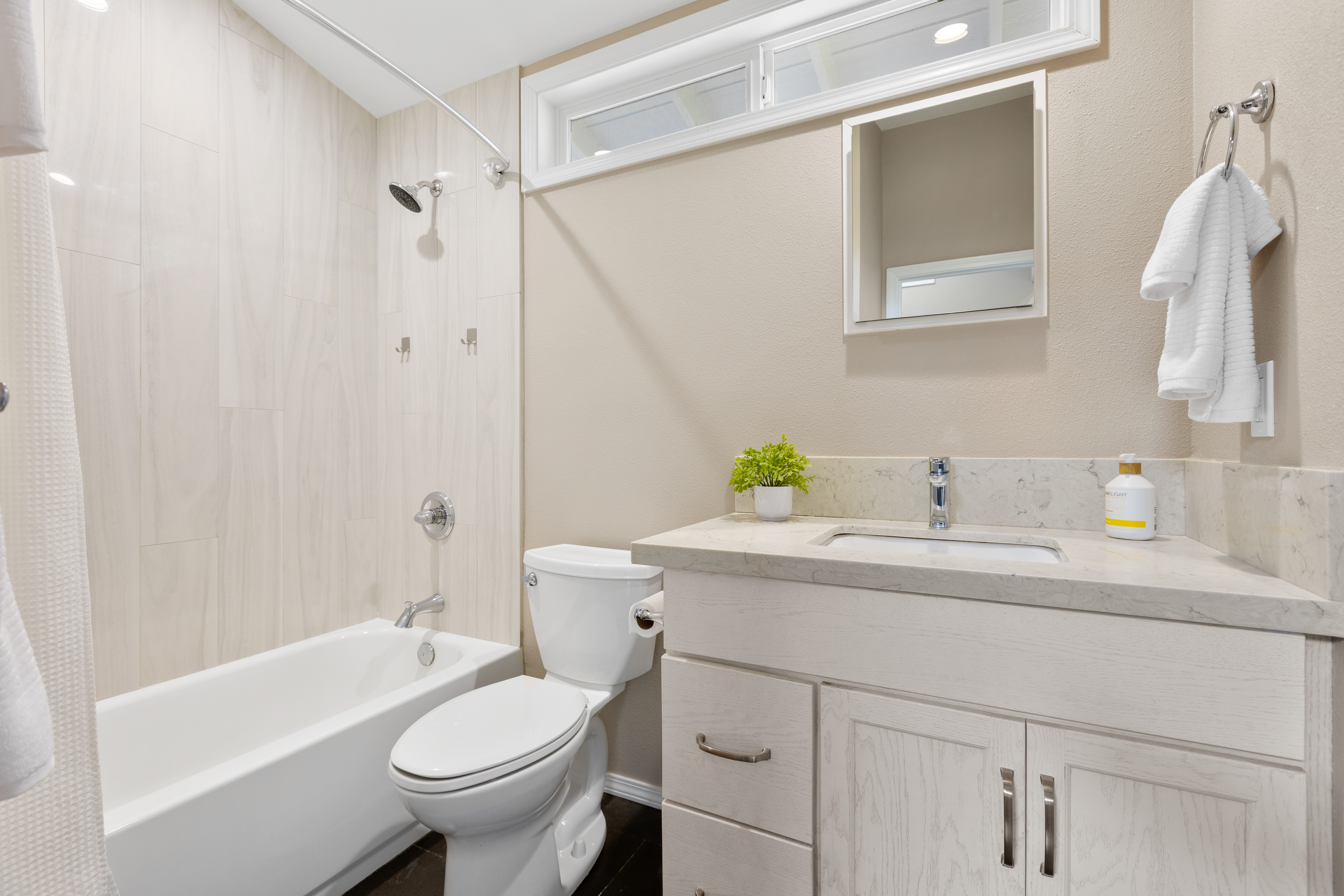 11-3273-a Alaula St Property Photo 22