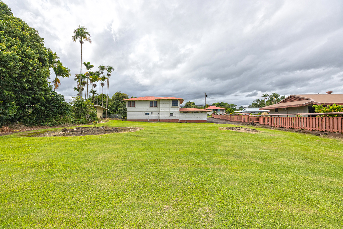 491 Iwalani St Property Photo 8