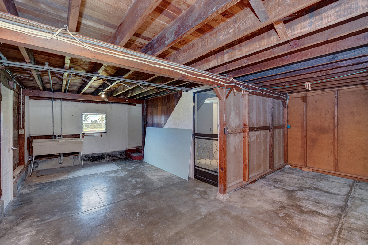 491 Iwalani St Property Photo 18