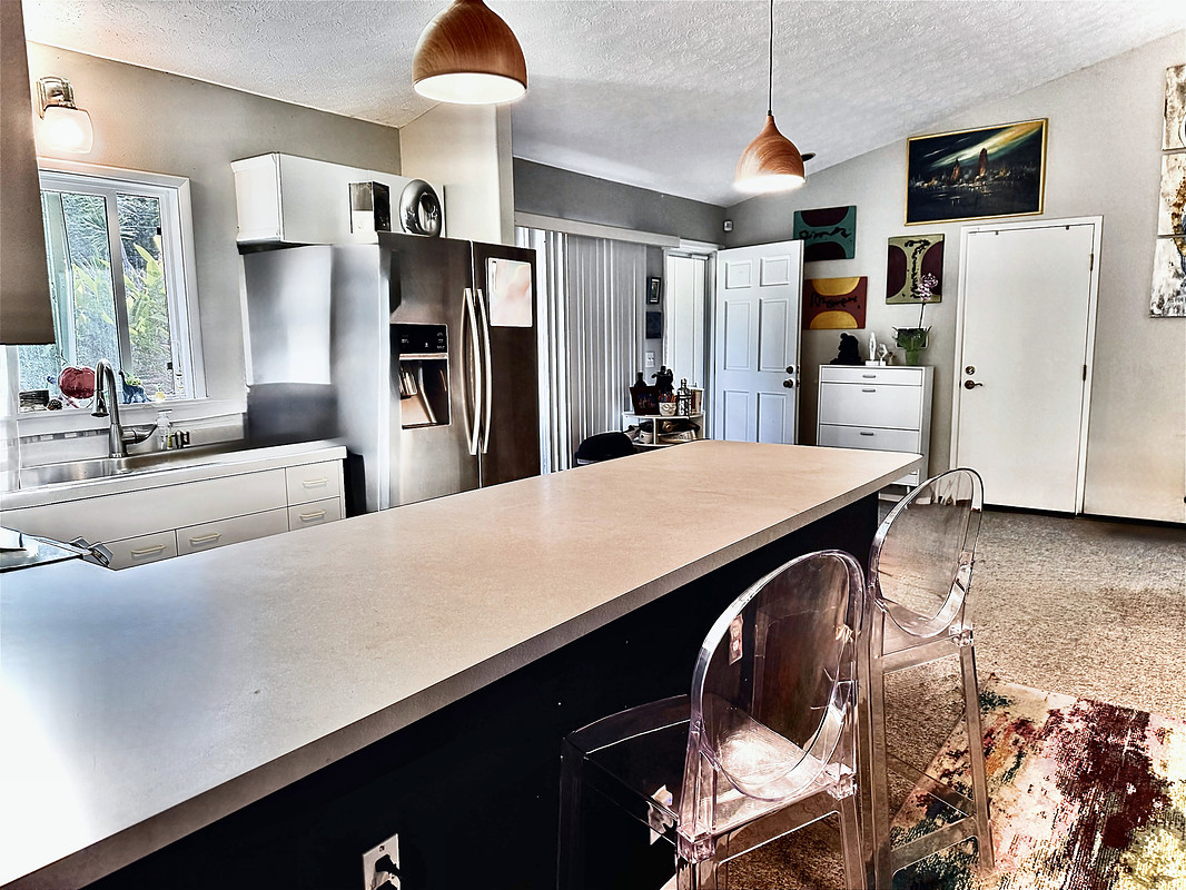 15-2701 Au St Property Photo 5