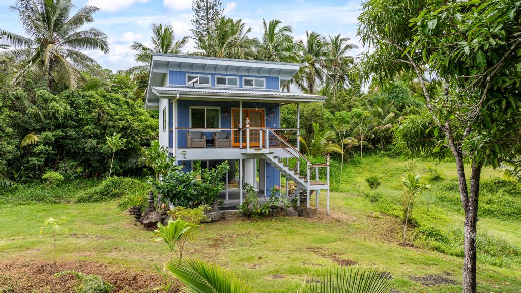 14-3596 Government Beach Rd Property Photo 1