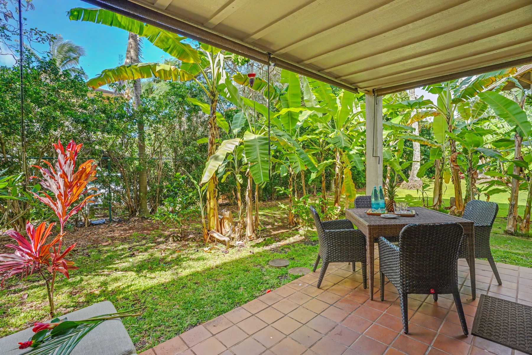 2721 Poipu Rd 200 Property Photo 16