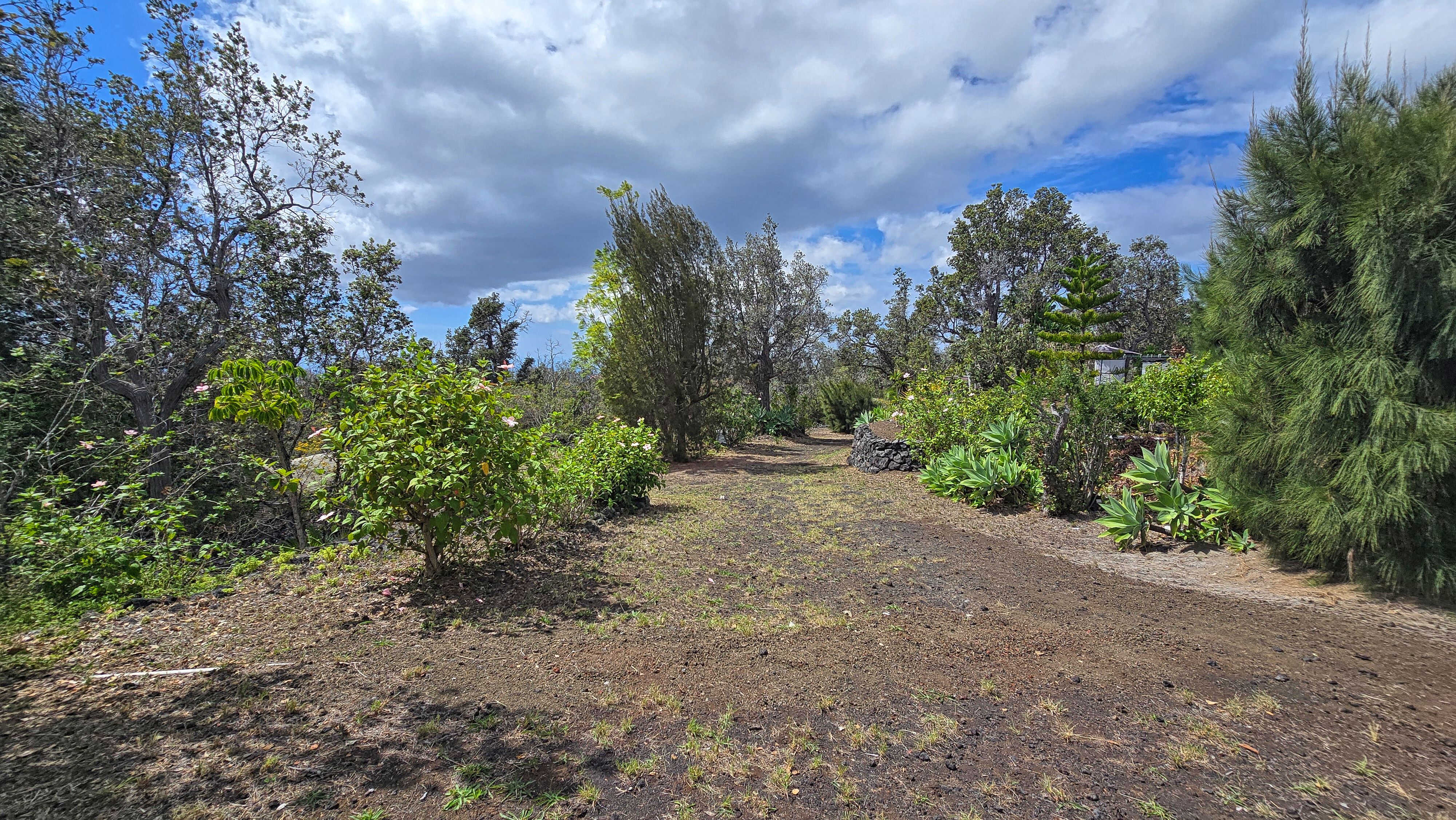 92-8687 Lehua Ln Property Photo 2