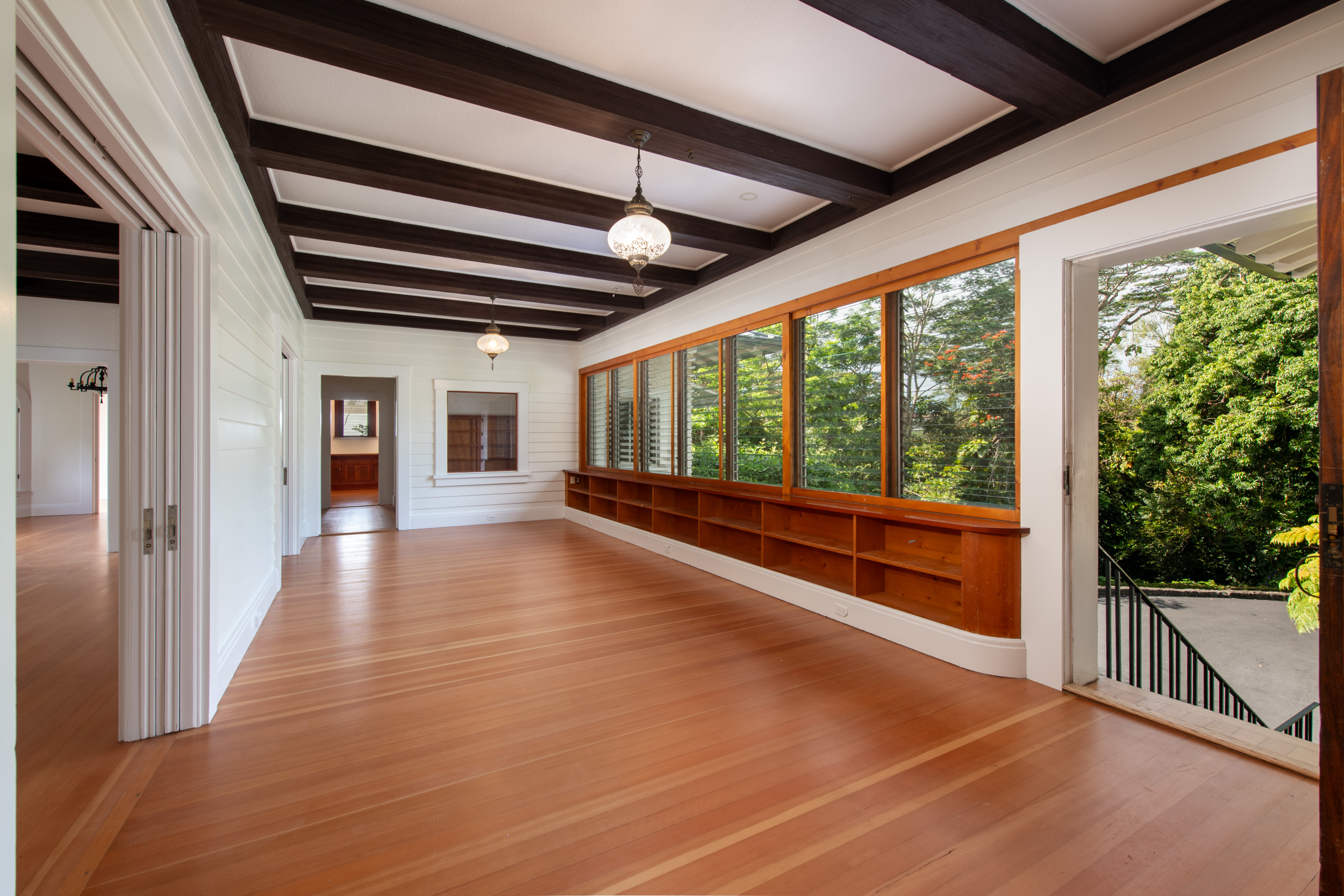 225 Kaiulani St Property Photo 11