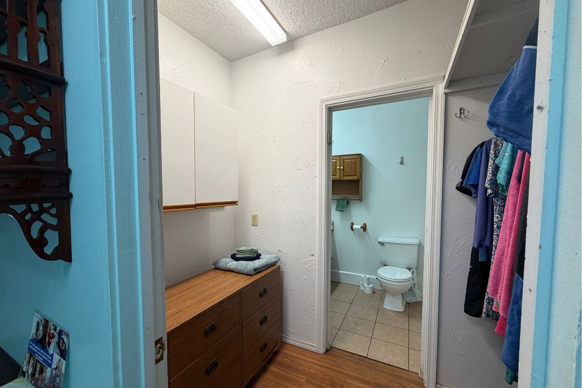 355 Orchid Manor 320 Property Photo 12