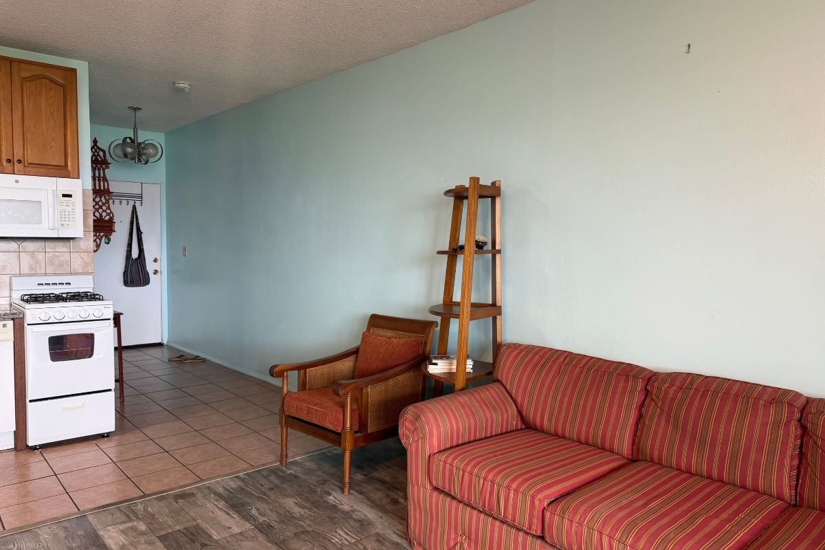 355 Orchid Manor 320 Property Photo 15
