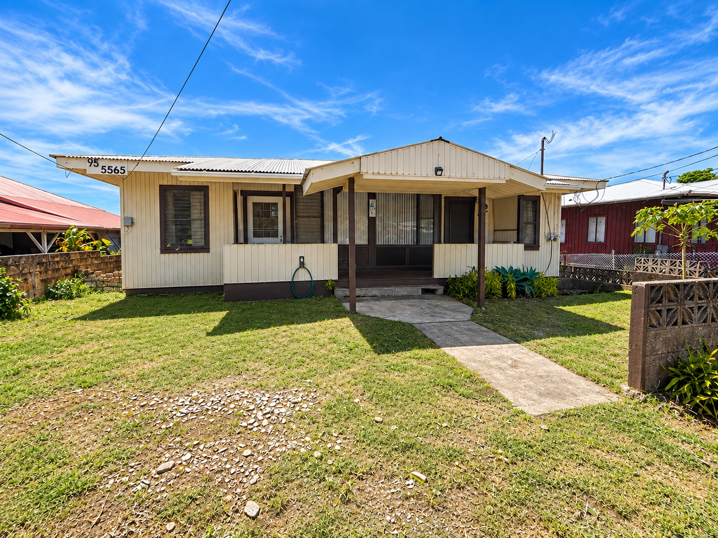 95-5565 Nahele St Property Photo 1